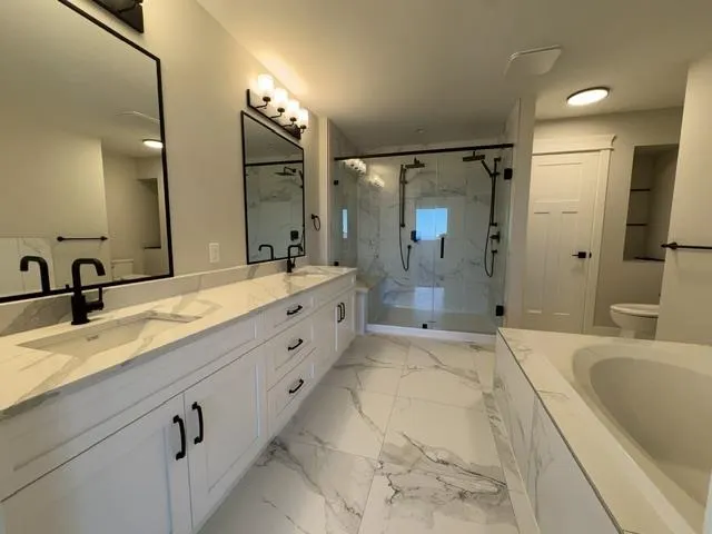24850 106 Avenue #16