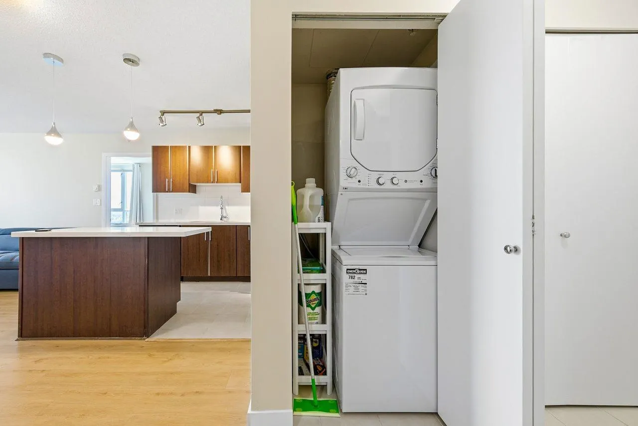 1178 Heffley Crescent #3203