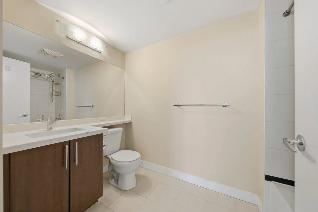 1178 Heffley Crescent #3203