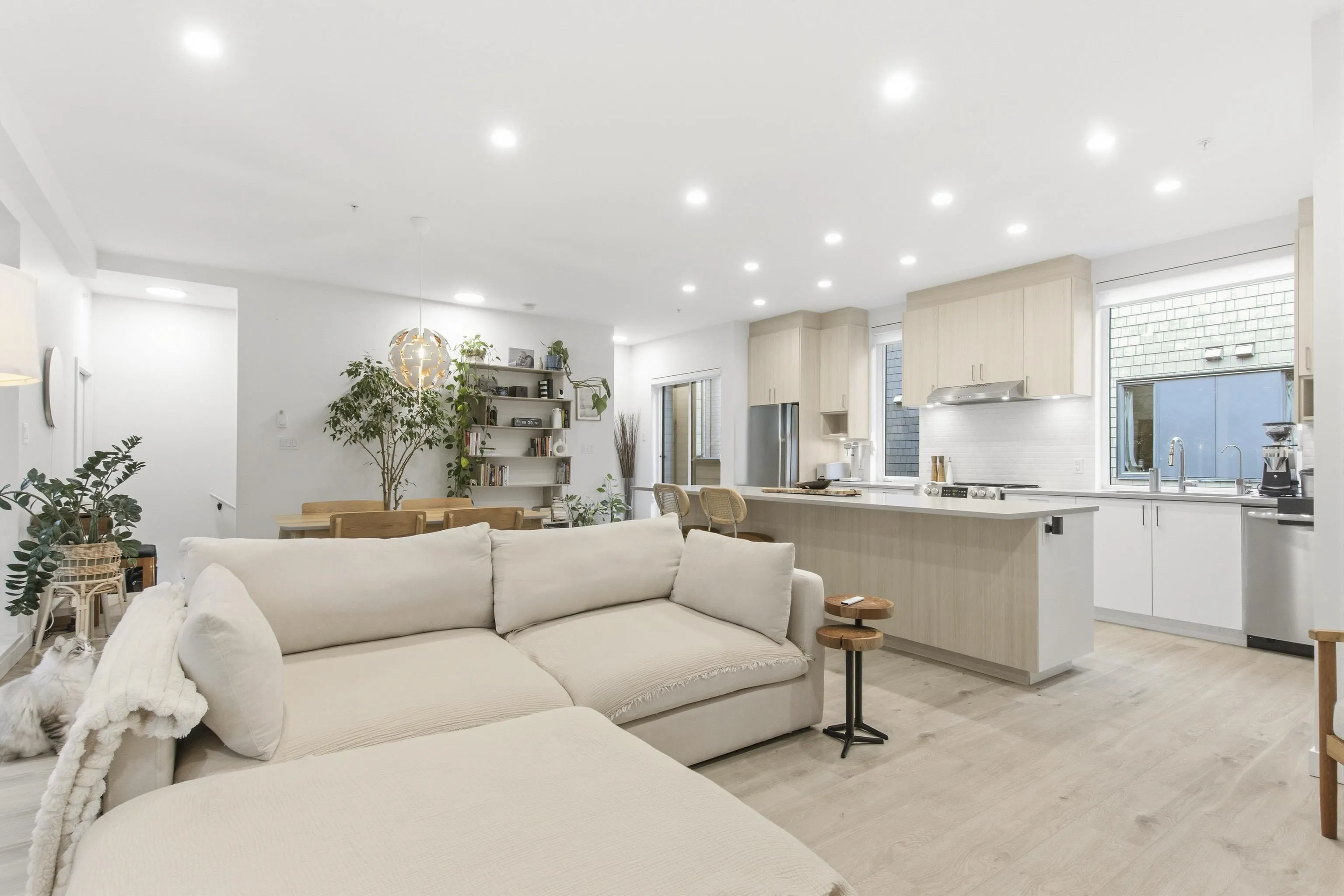 1089 Wilson Crescent #7