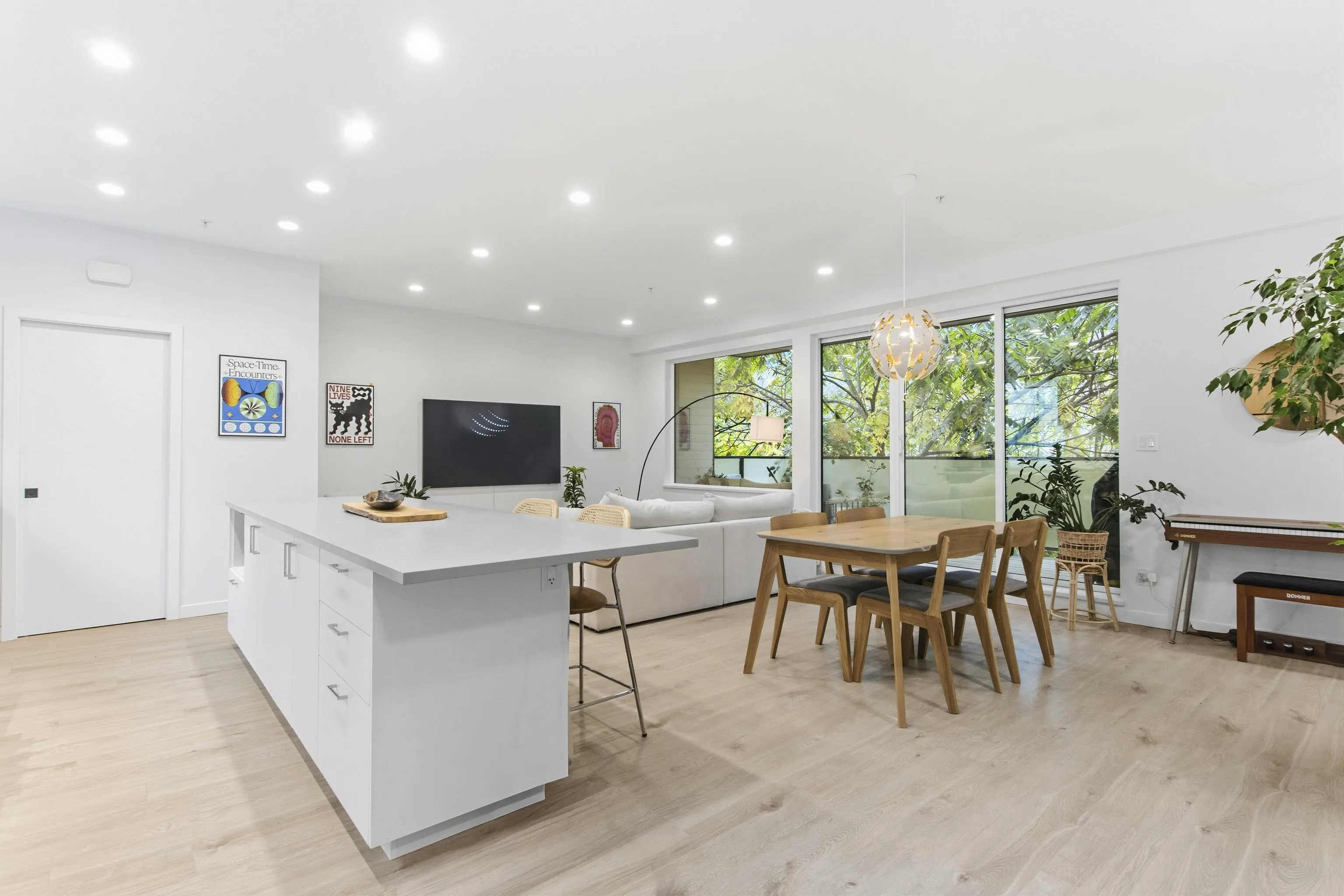 1089 Wilson Crescent #7