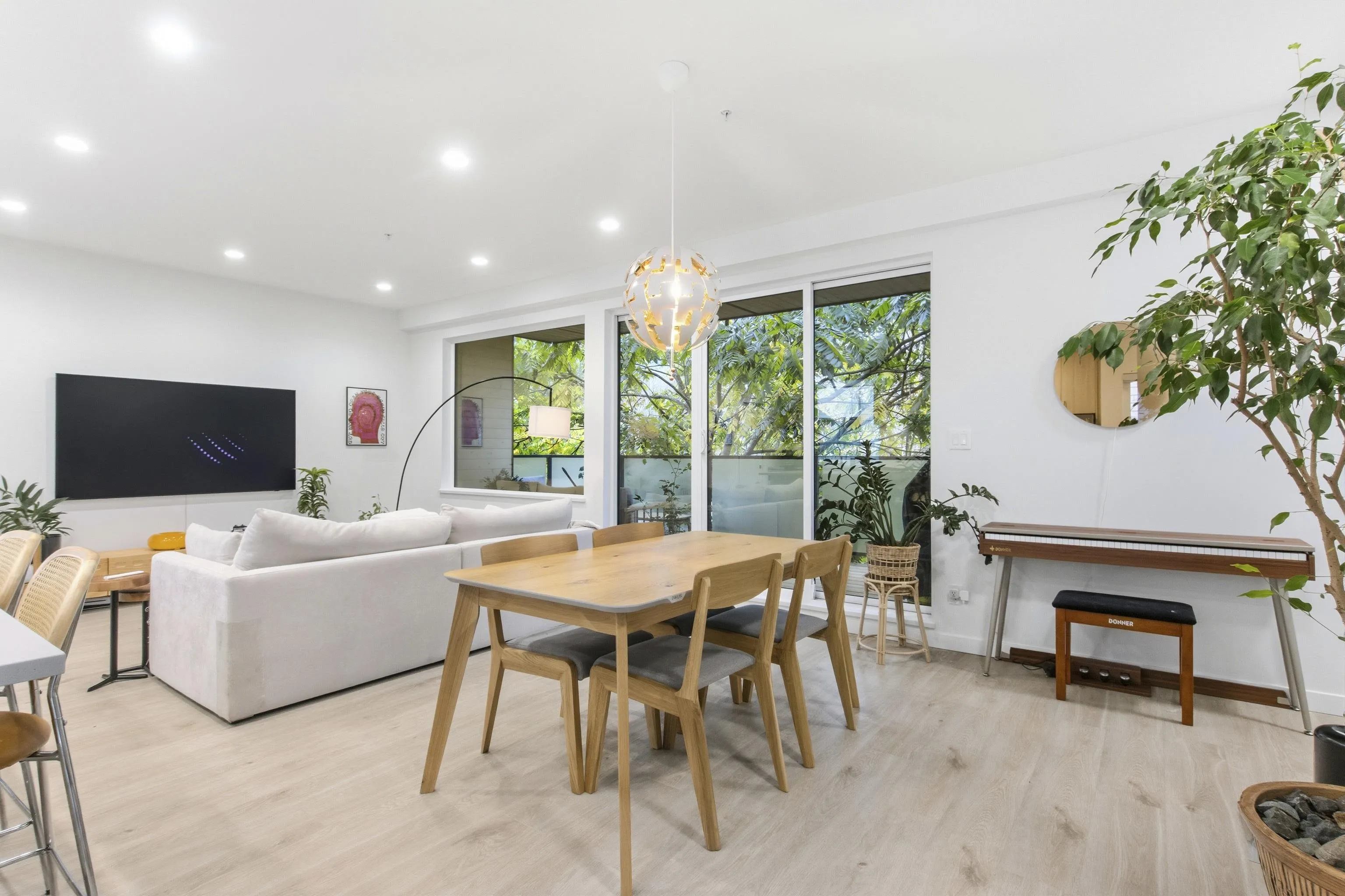1089 Wilson Crescent #7