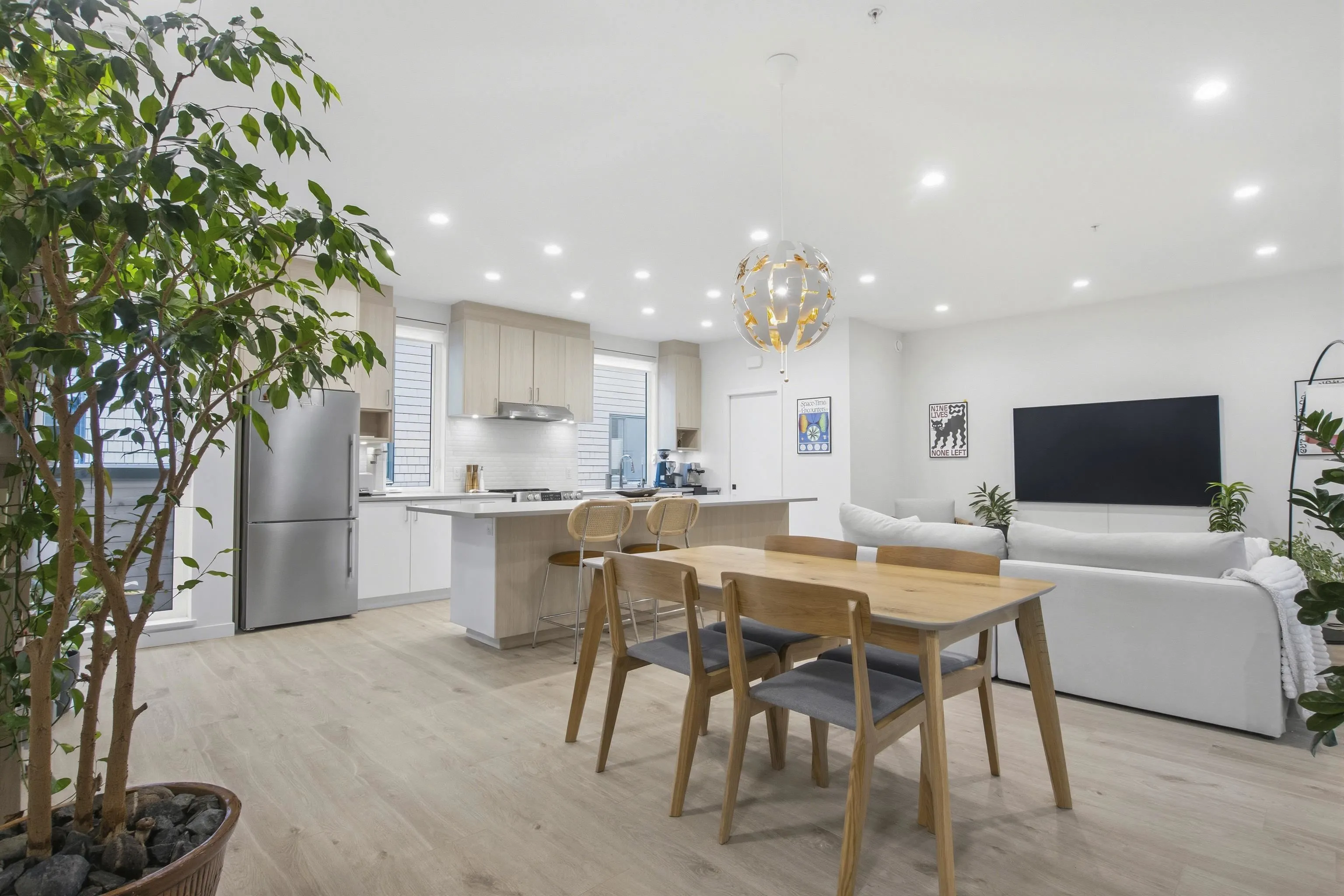 1089 Wilson Crescent #7