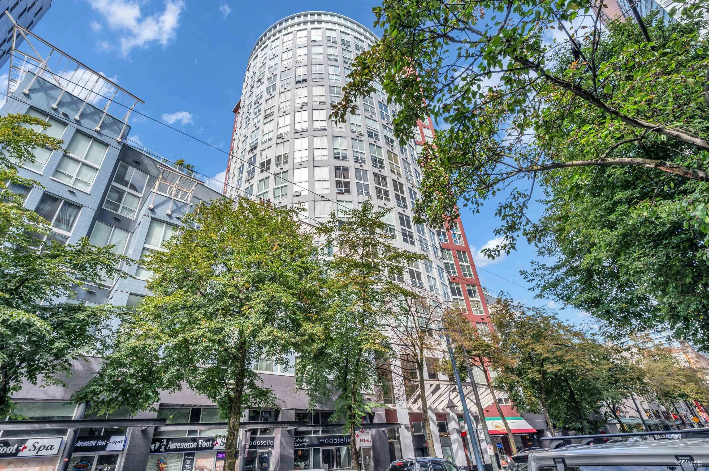 933 Seymour Street #411