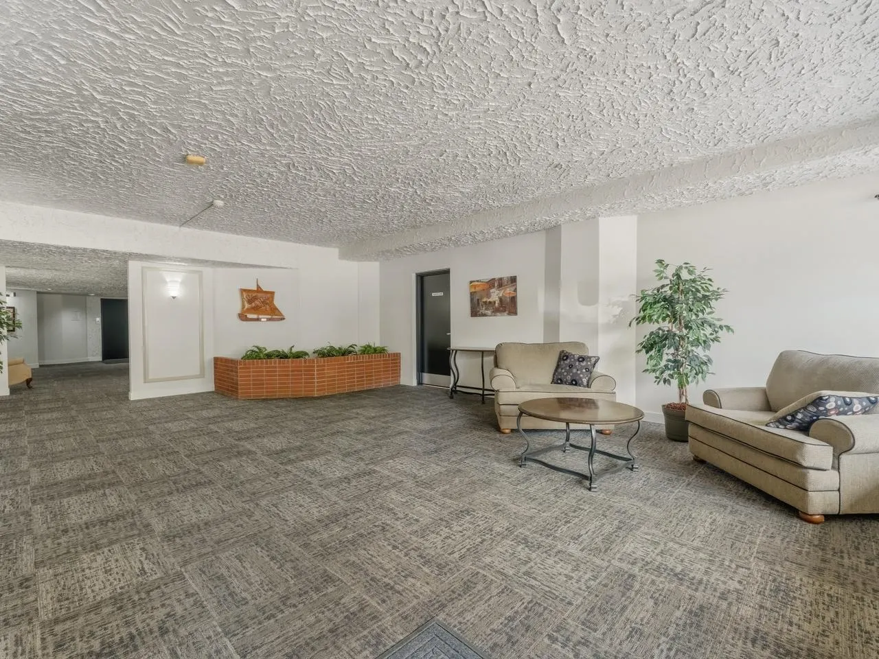 721 Hamilton Street #206