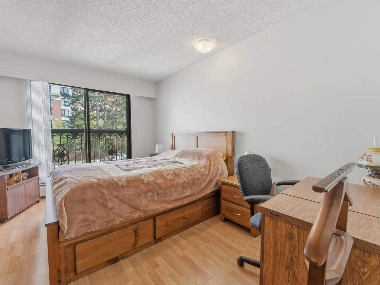 721 Hamilton Street #206