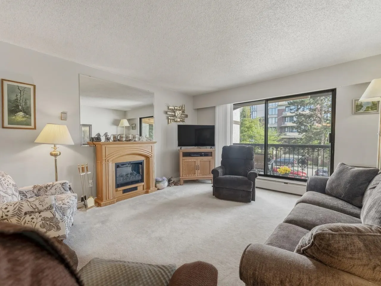 721 Hamilton Street #206