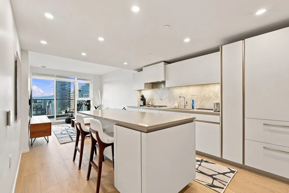 889 Pacific St #2104