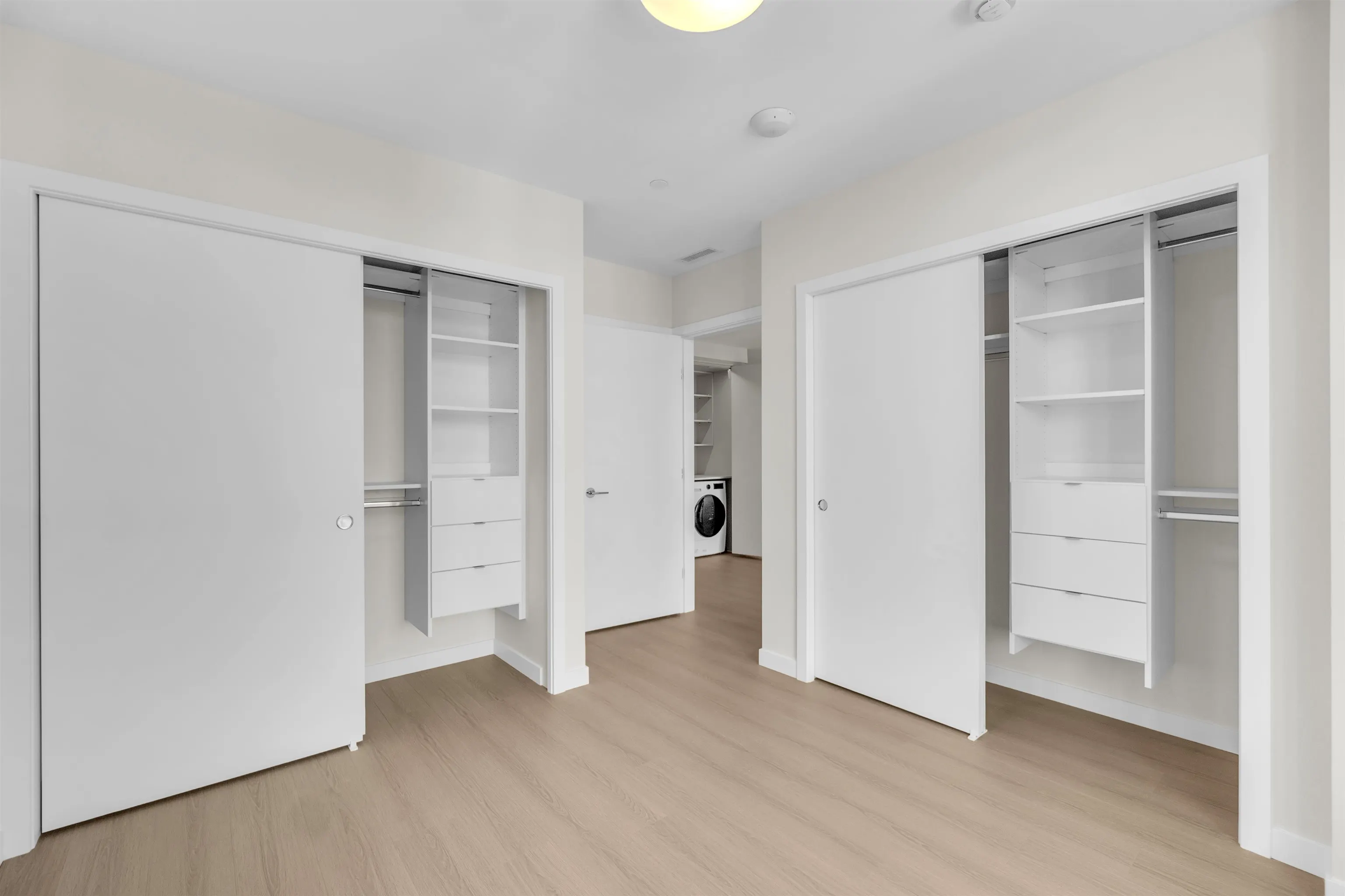 612 Elmwood Street #3505