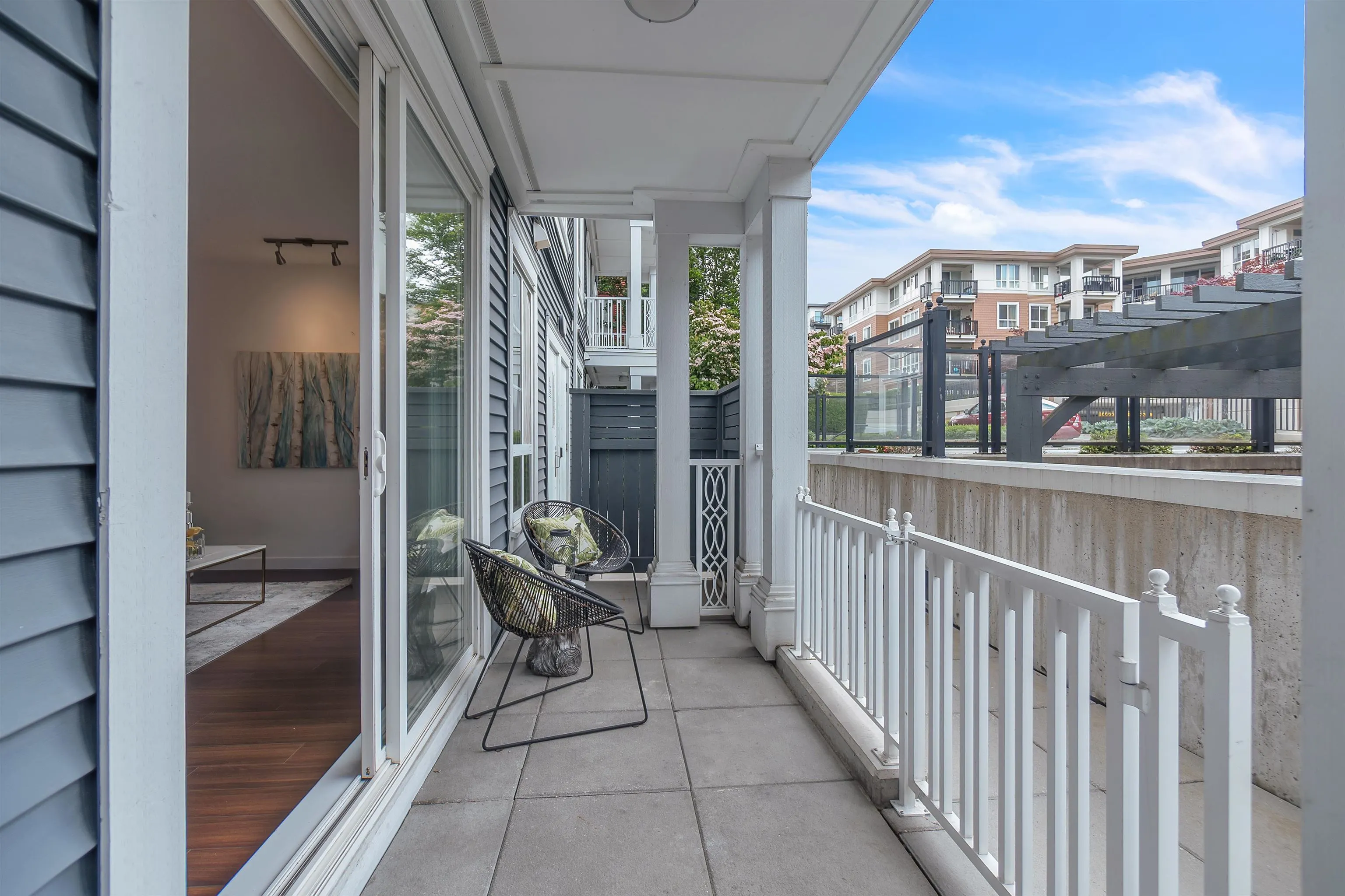 608 Como Lake Avenue #107