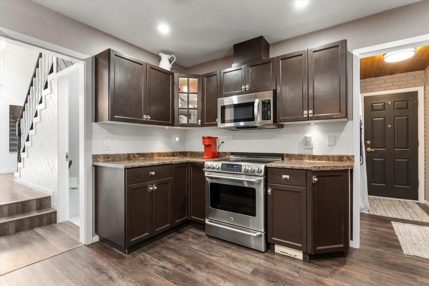 1752 Cedar Place