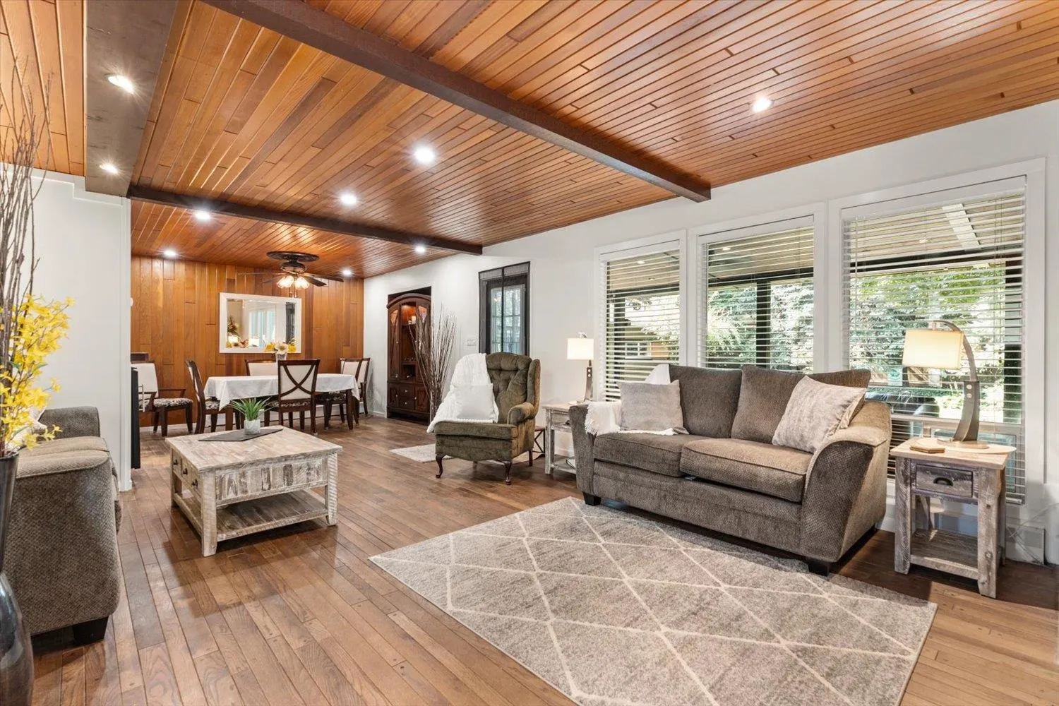 1752 Cedar Place