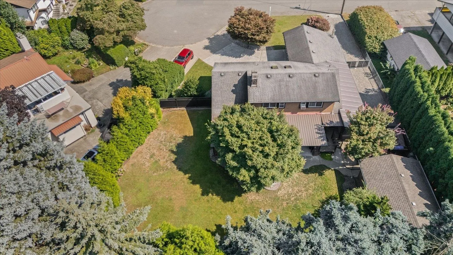 1752 Cedar Place