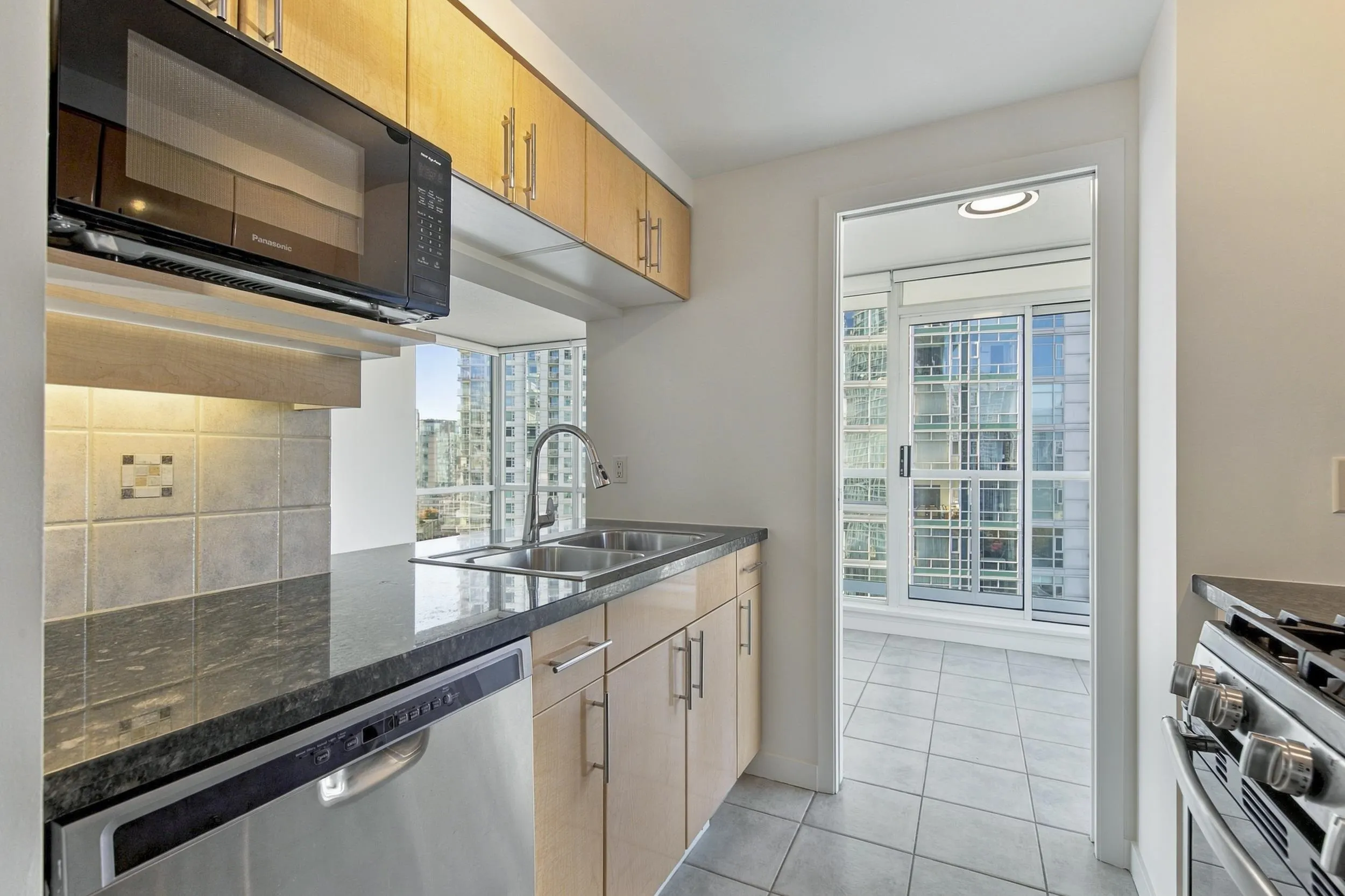193 Aquarius Mews #1903