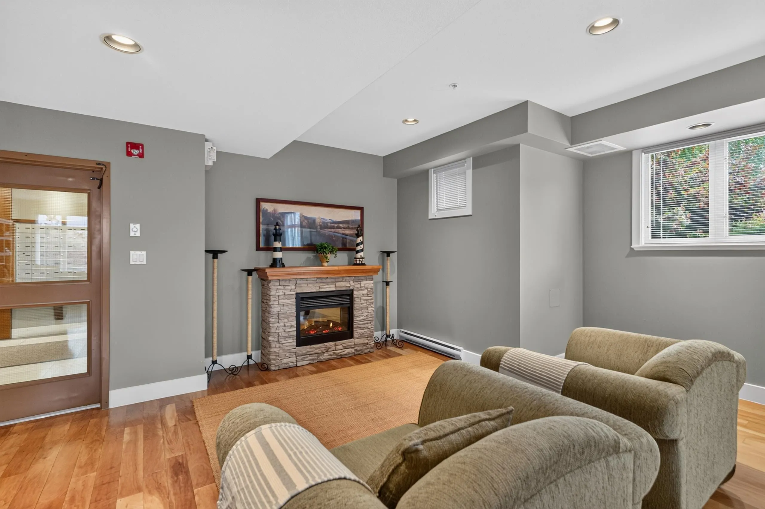 4233 Bayview Street #410