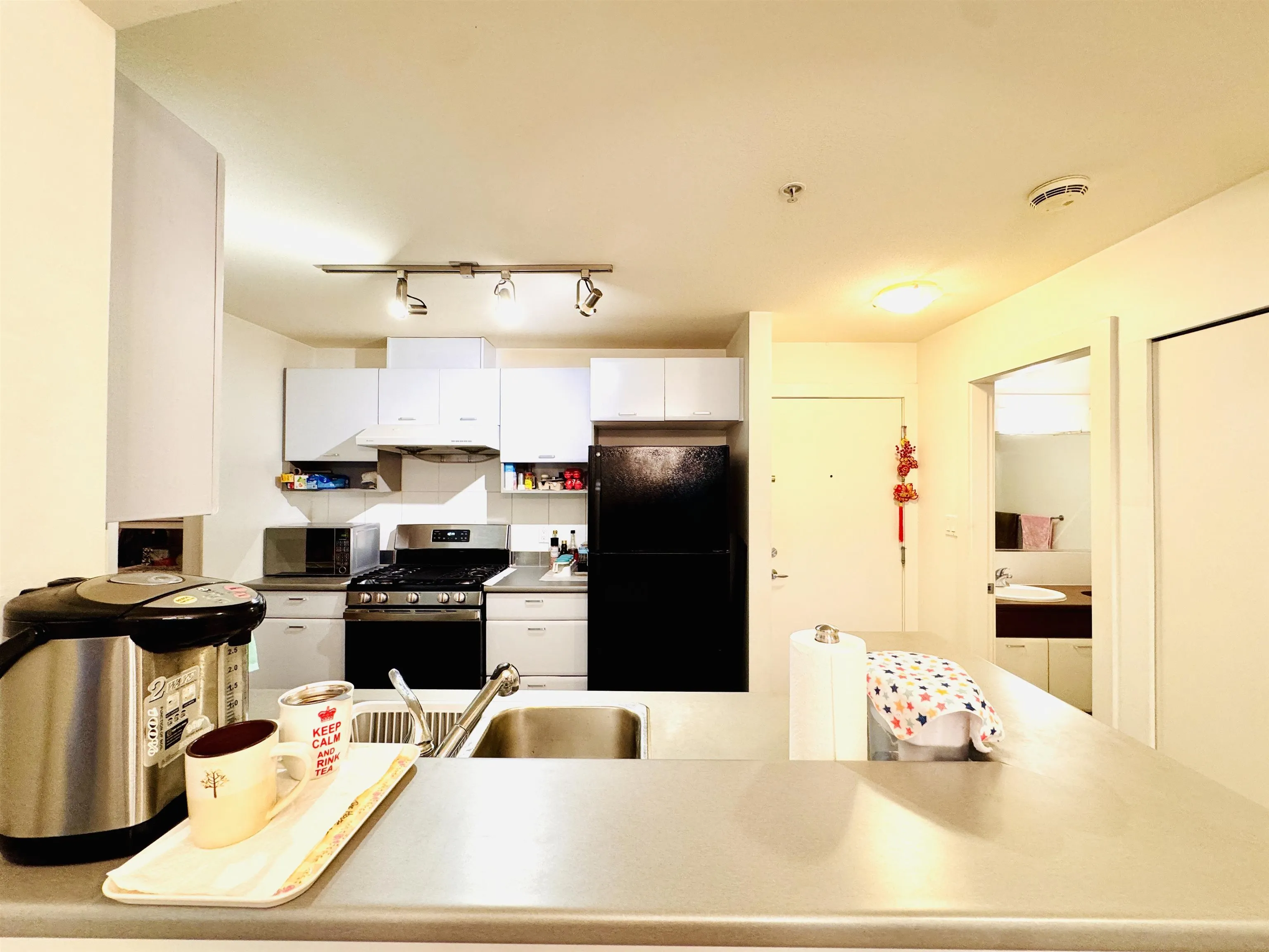6033 Katsura Street #116
