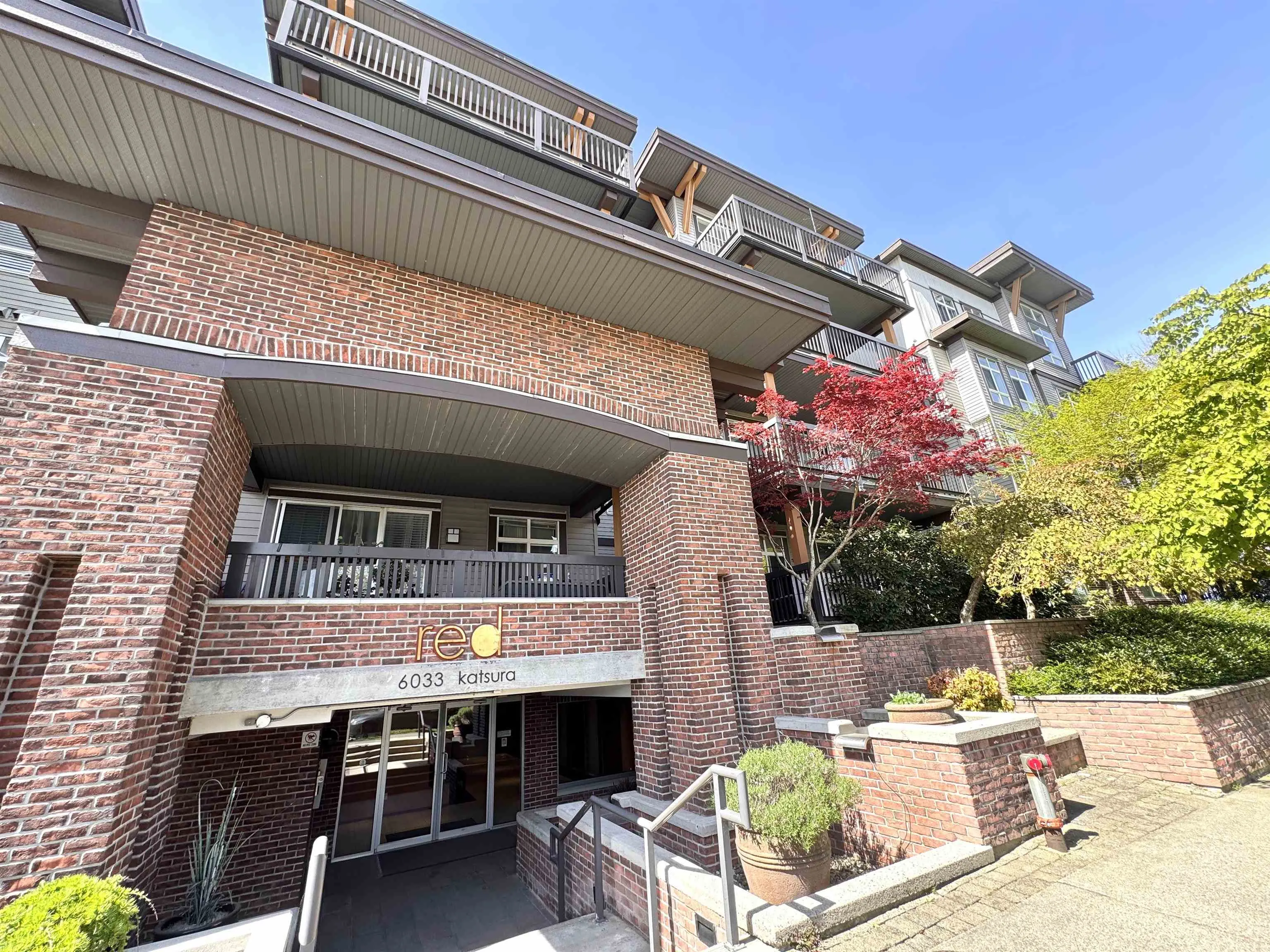 6033 Katsura Street #116