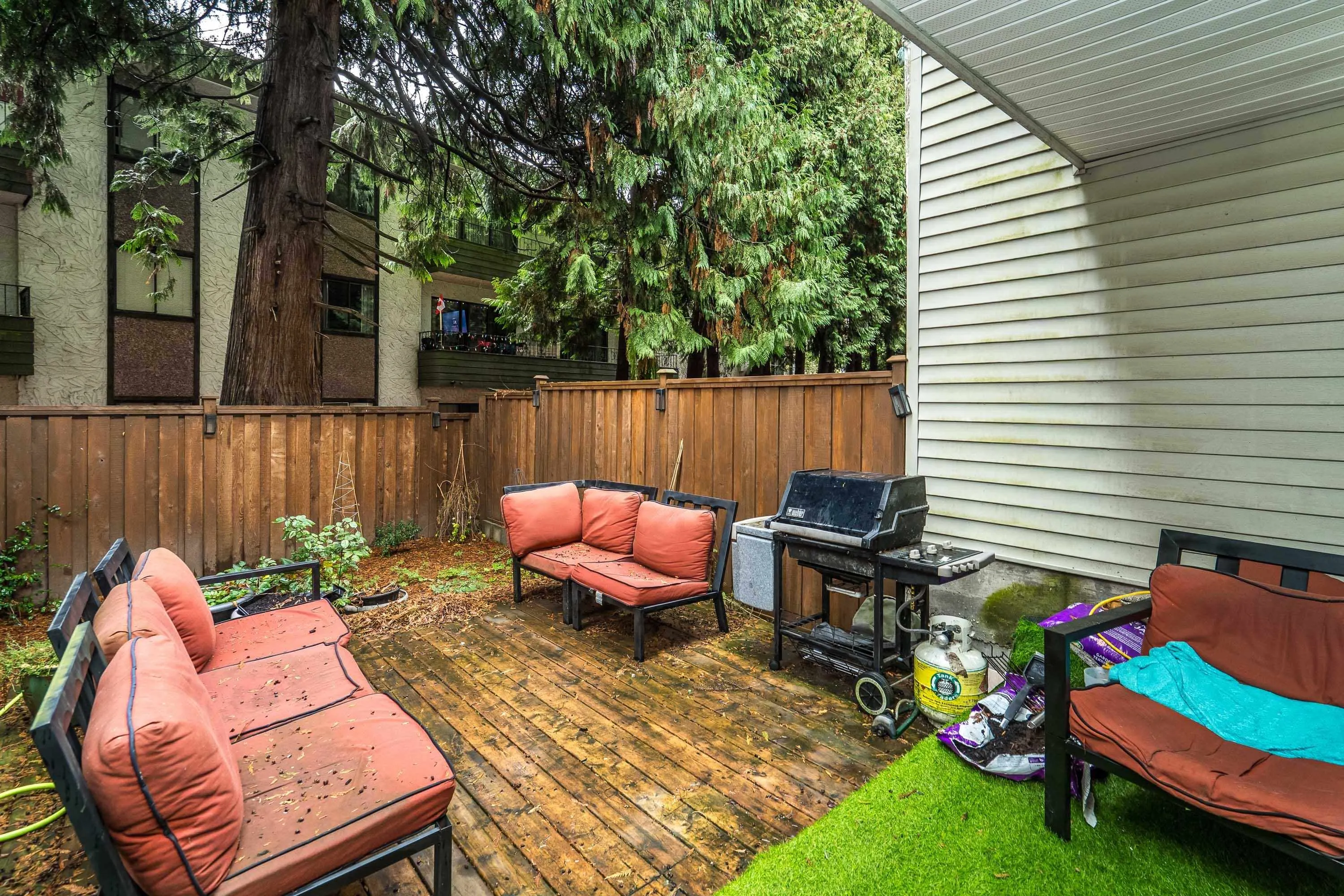 33923 E Bourquin Crescent #17