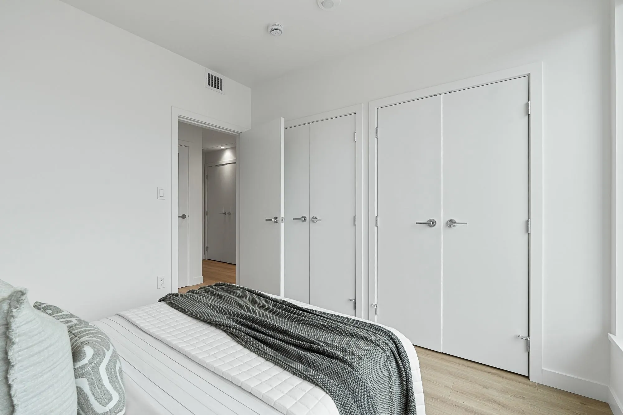 755 Harbourside Drive #70*