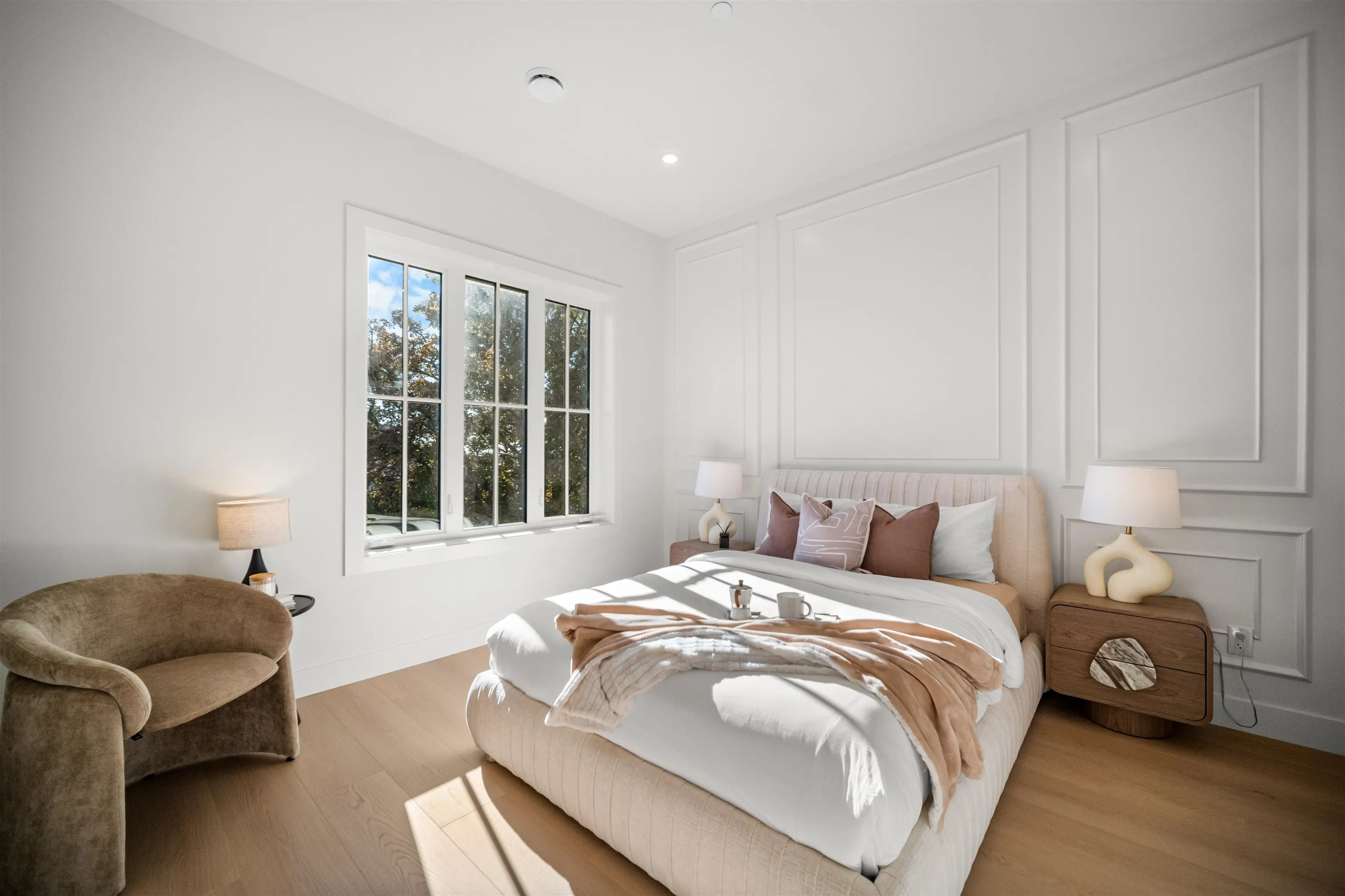 1613 E 58th Avenue #1