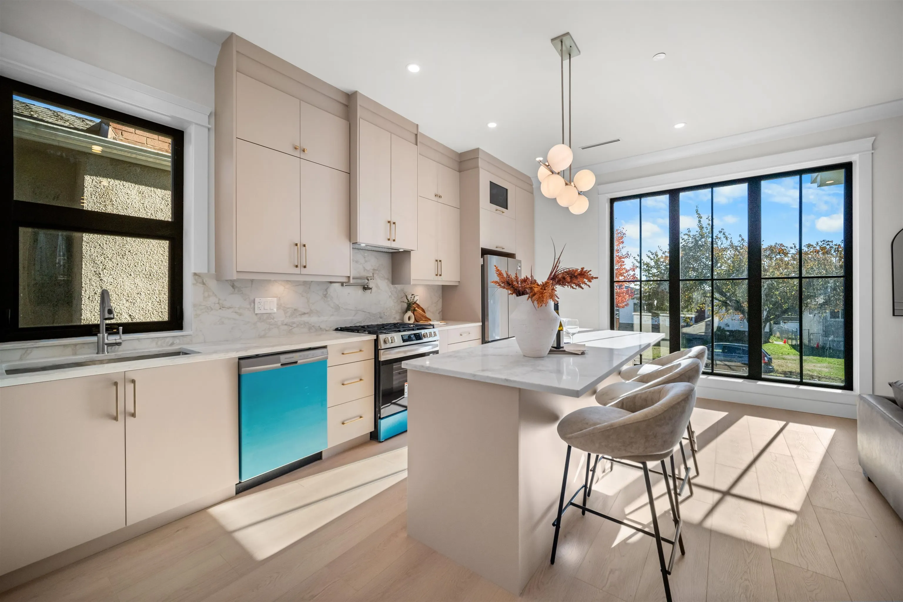 1613 E 58th Avenue #1