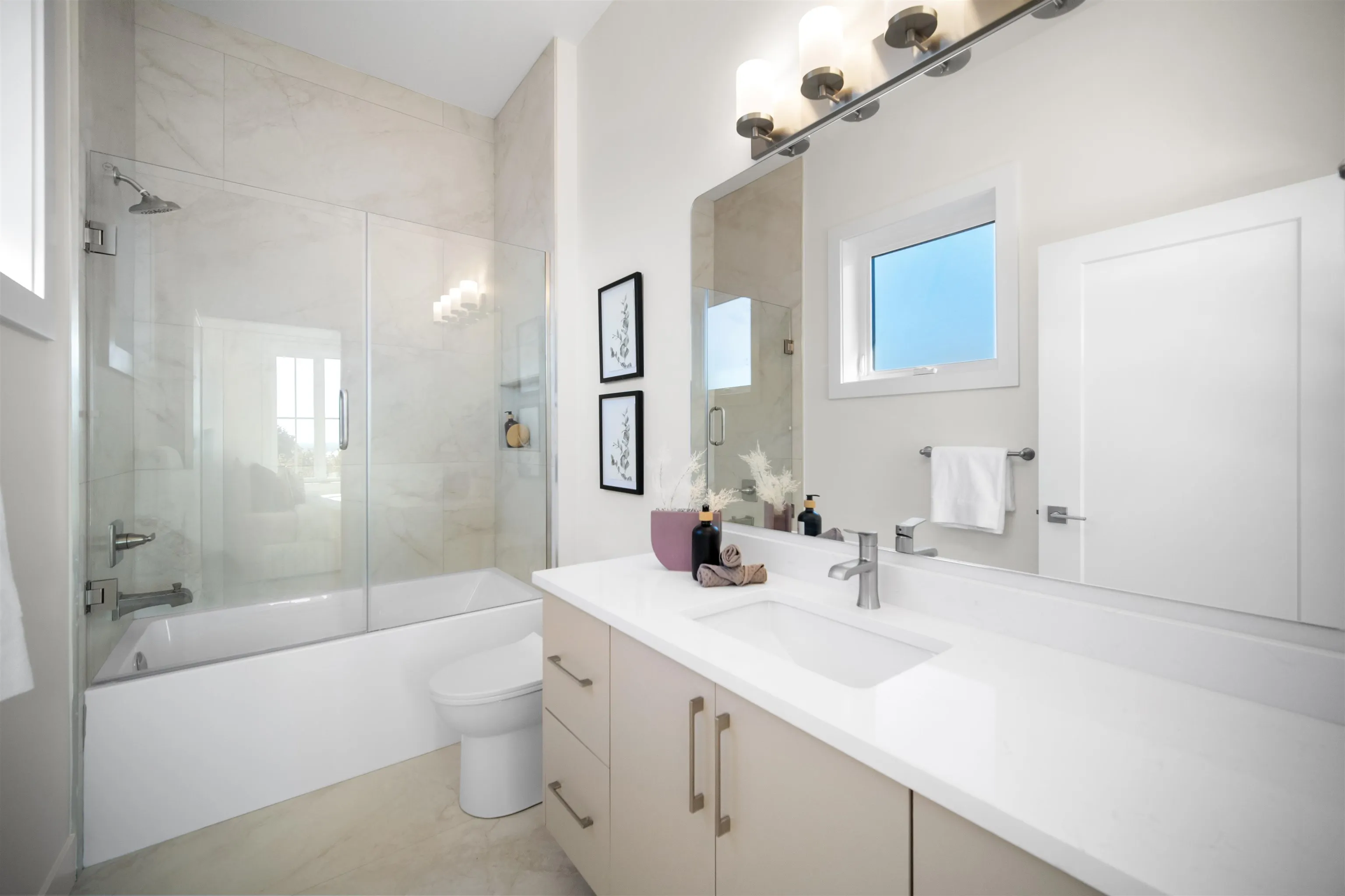 1613 E 58th Avenue #1