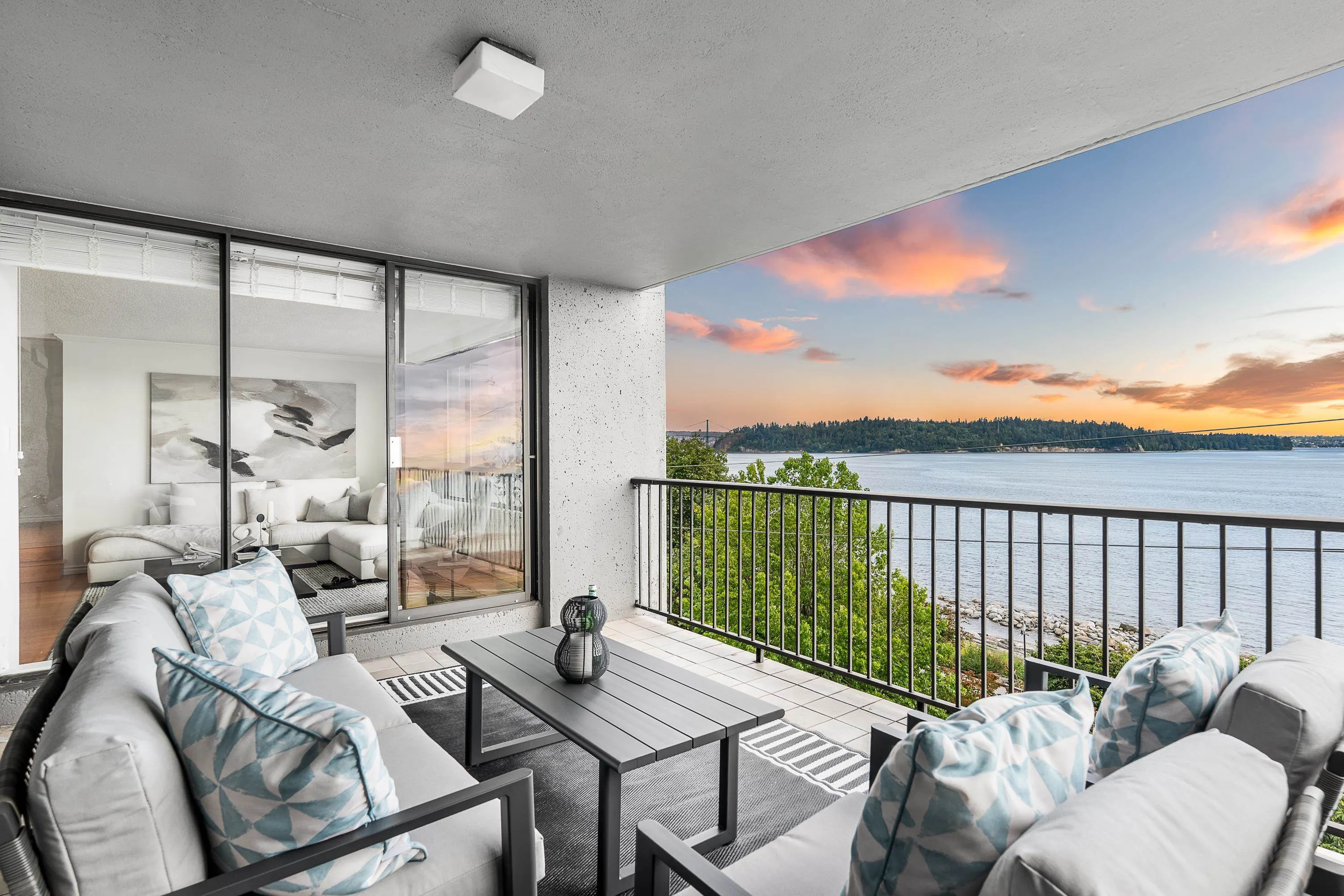 1930 Bellevue Avenue #302