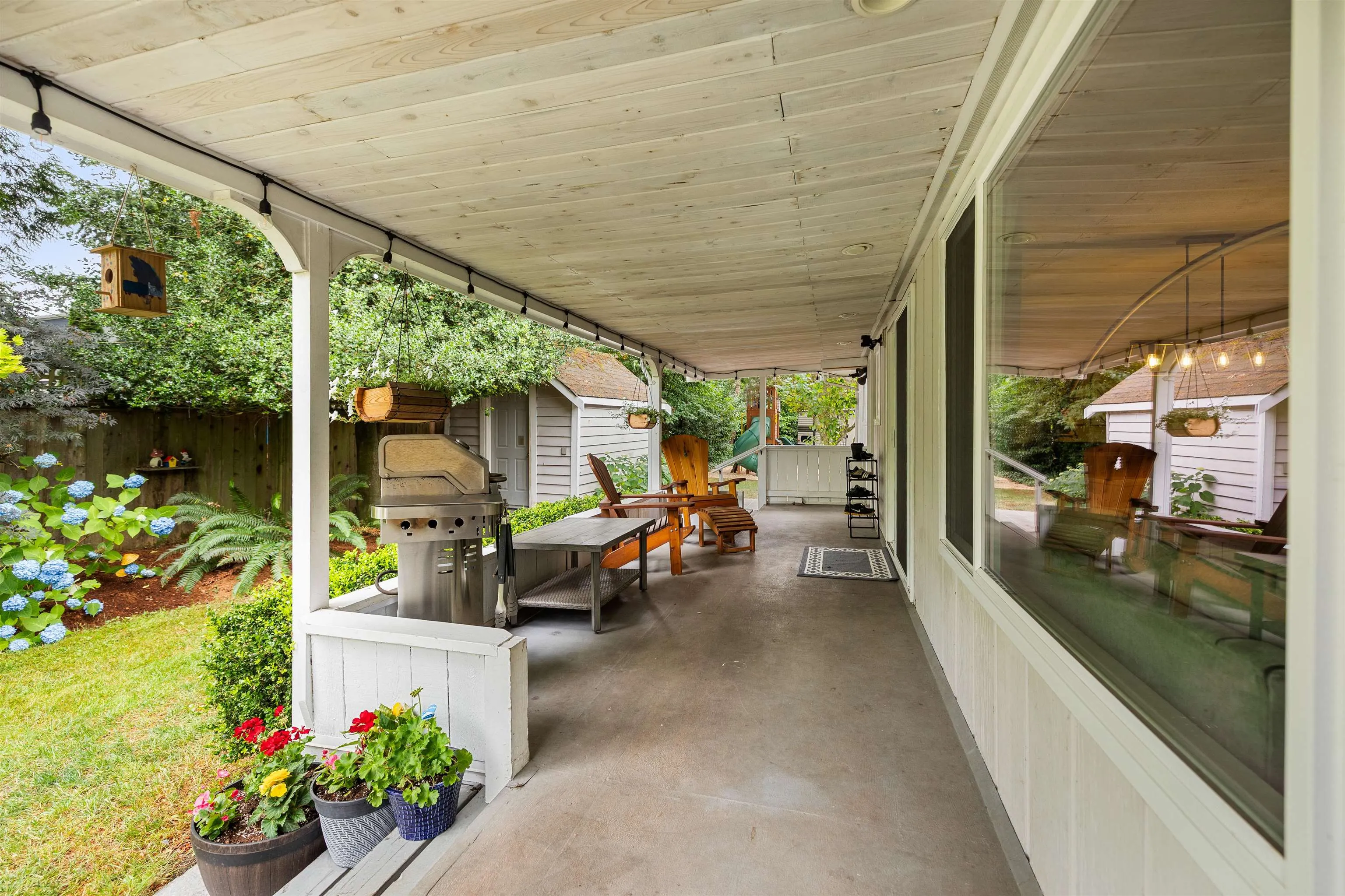 21678 Mountainview Crescent