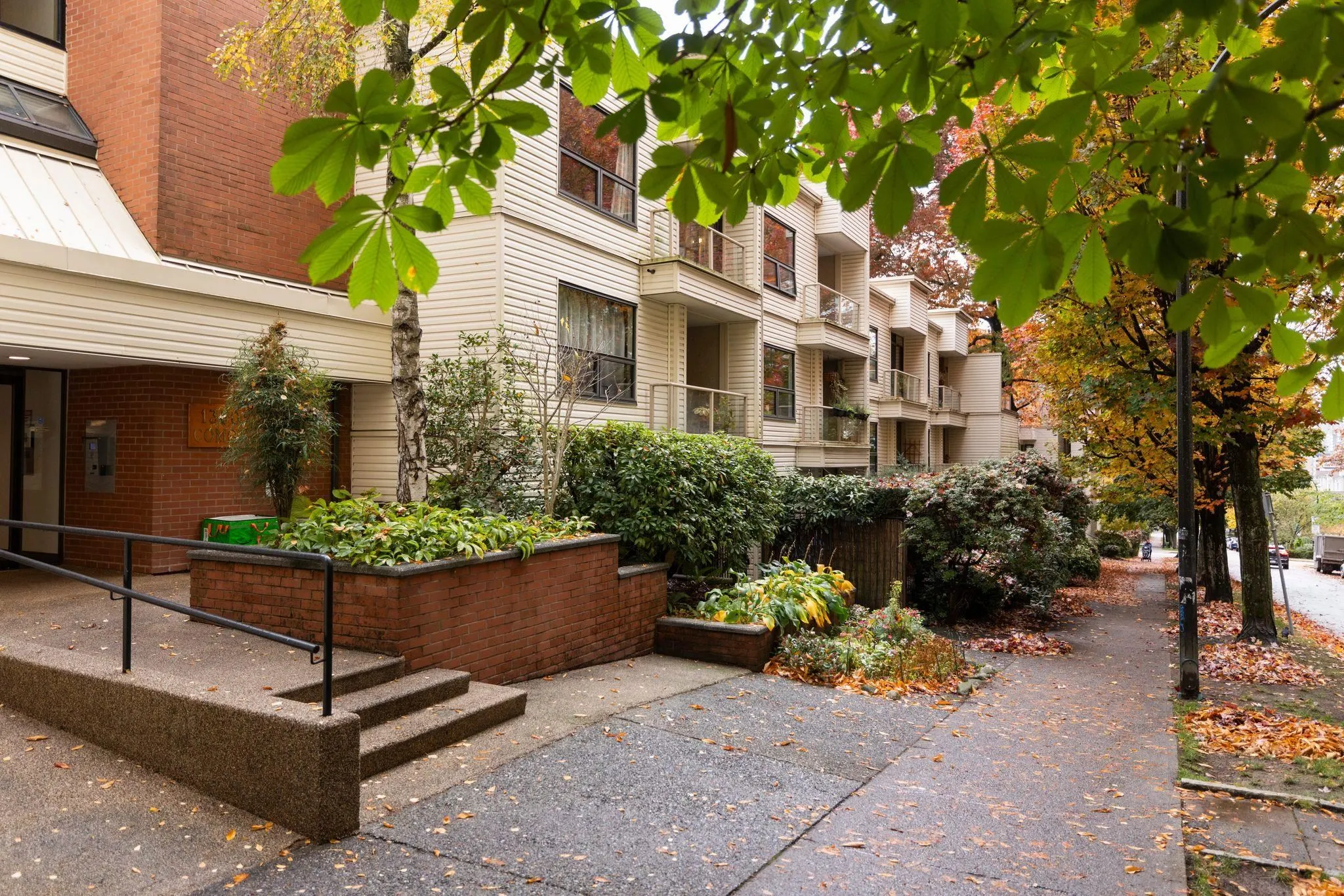 1350 Comox Street #203