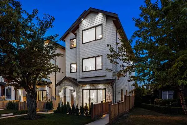 6682 Napier Street #2