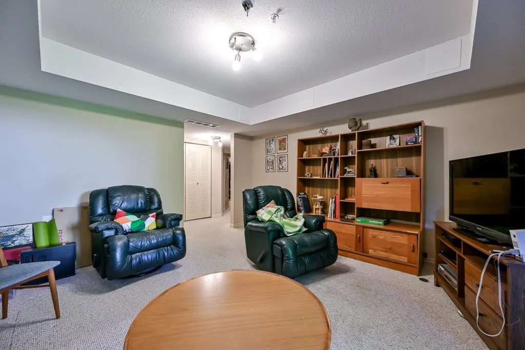 23281 Kanaka Way #15