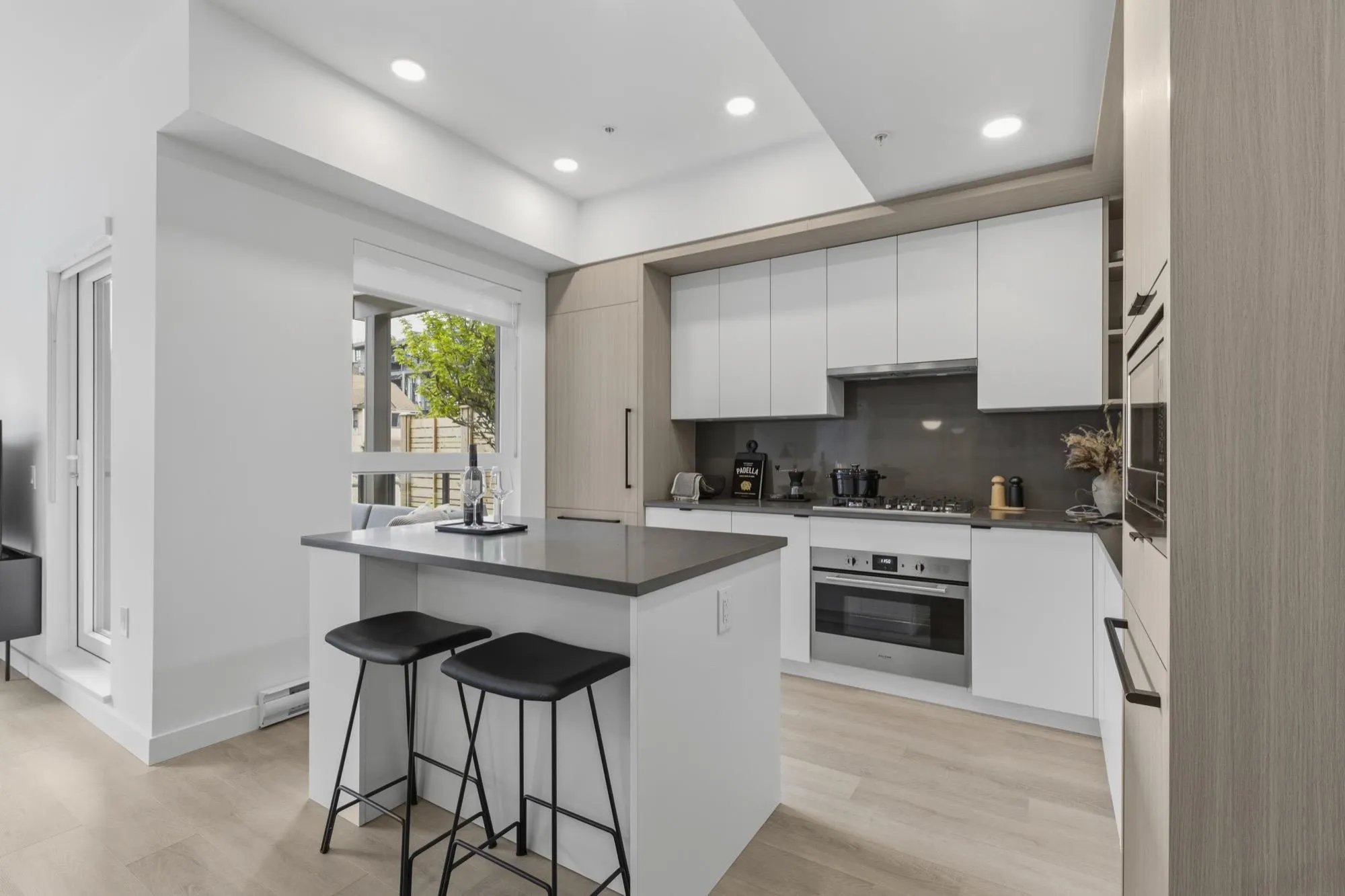 2268 E Broadway #107