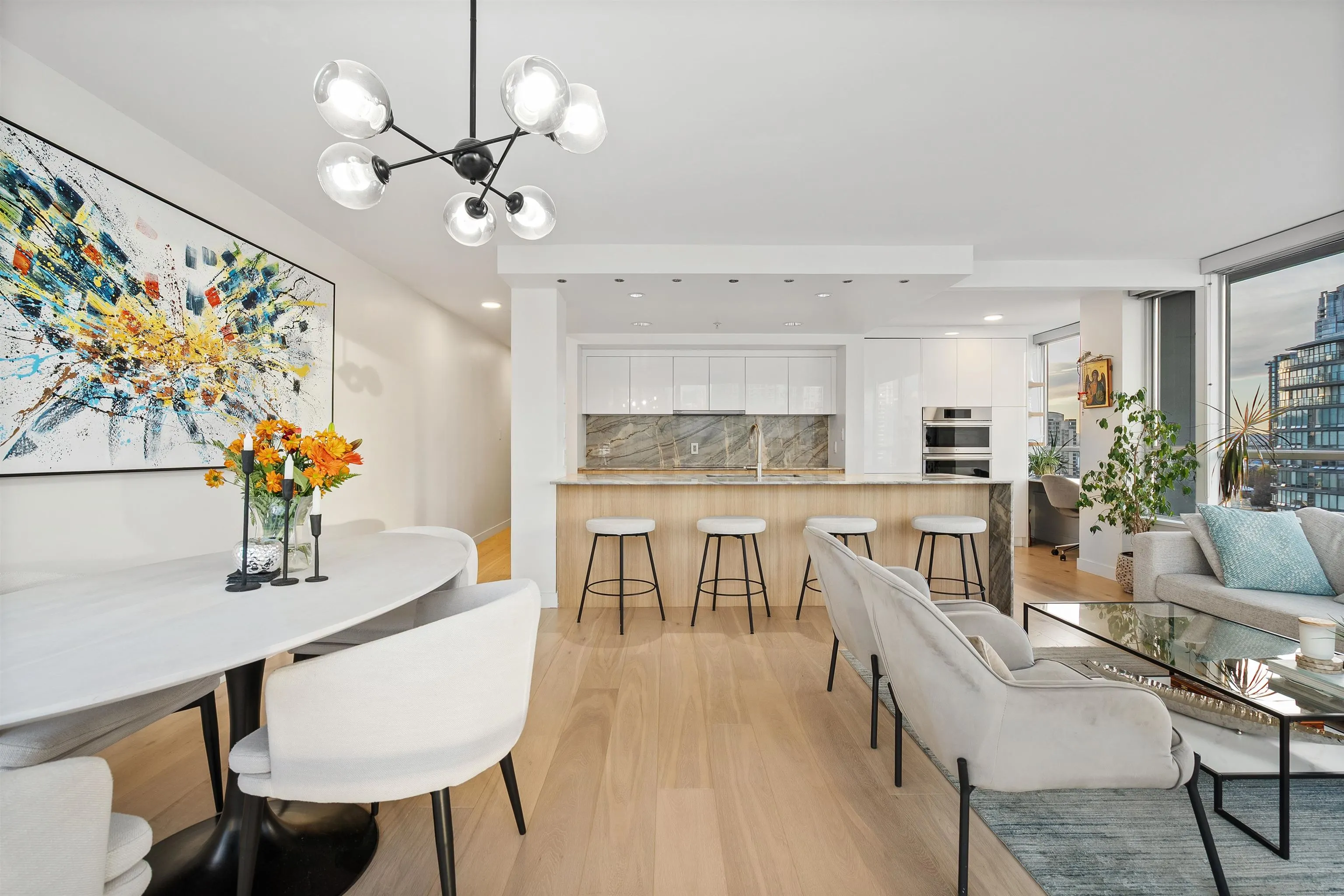 1228 Marinaside Crescent #1706