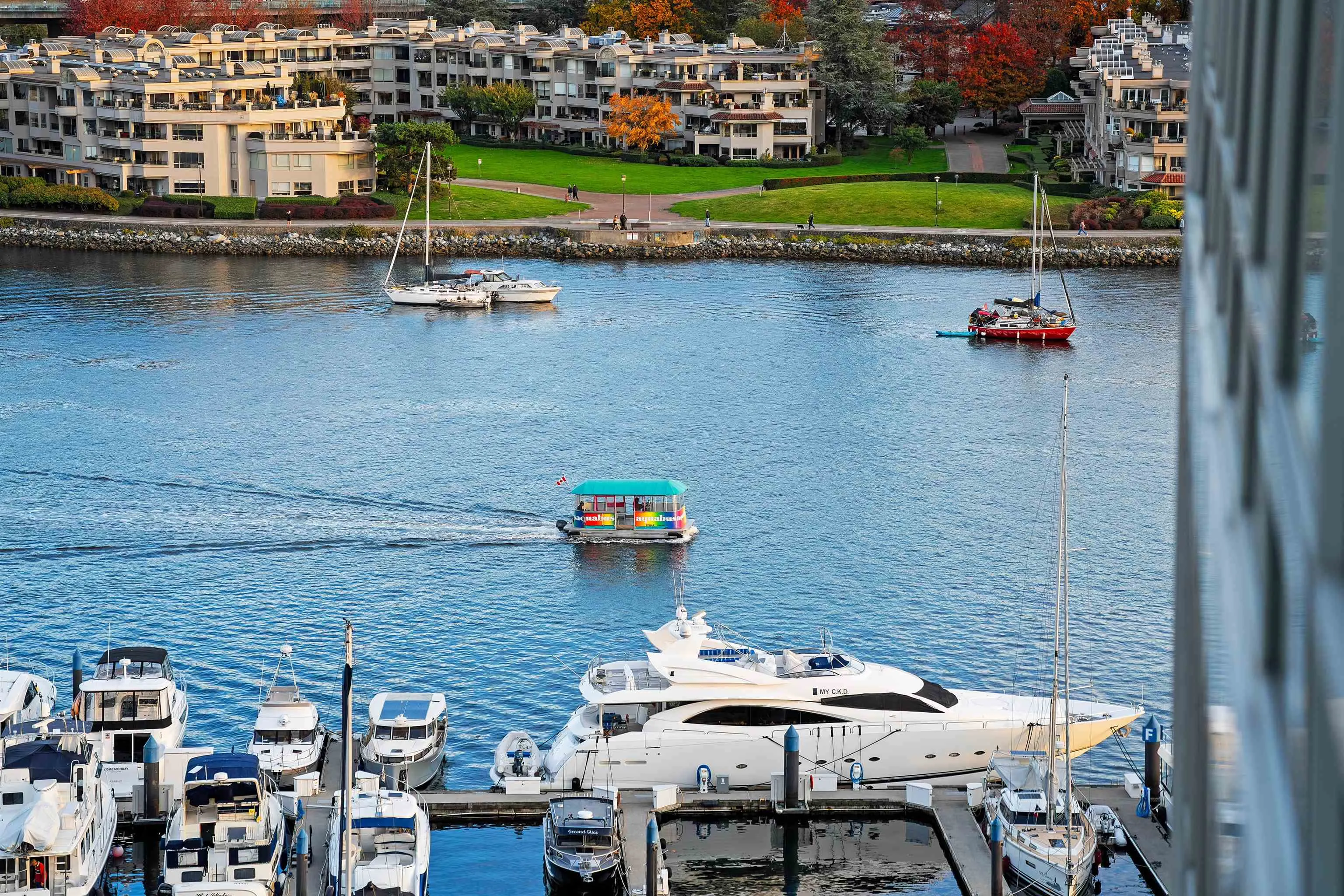 1228 Marinaside Crescent #1706