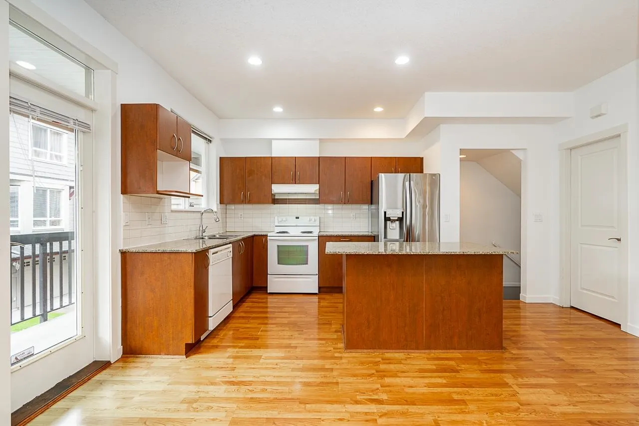 16772 61 Avenue #35