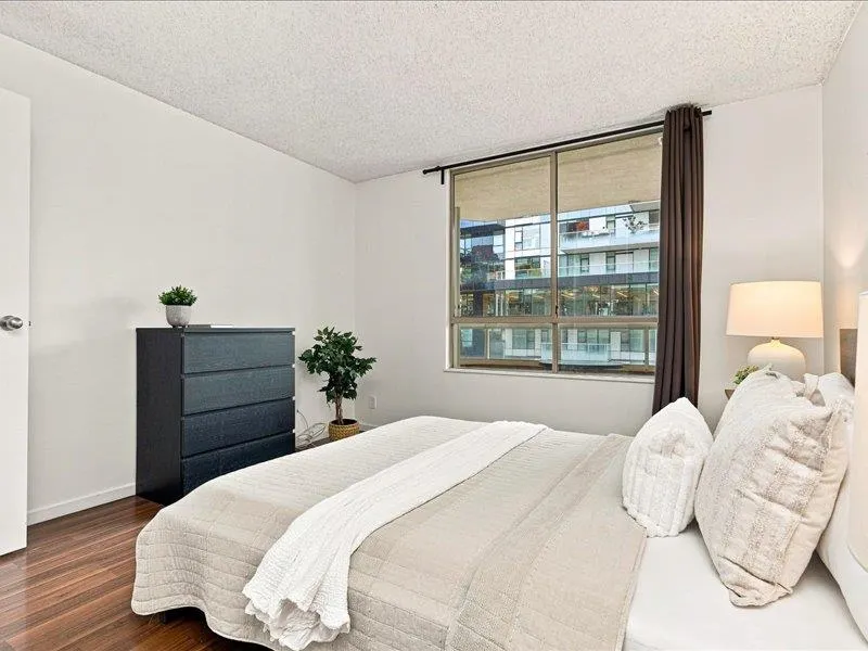 1330 Hornby Street #608