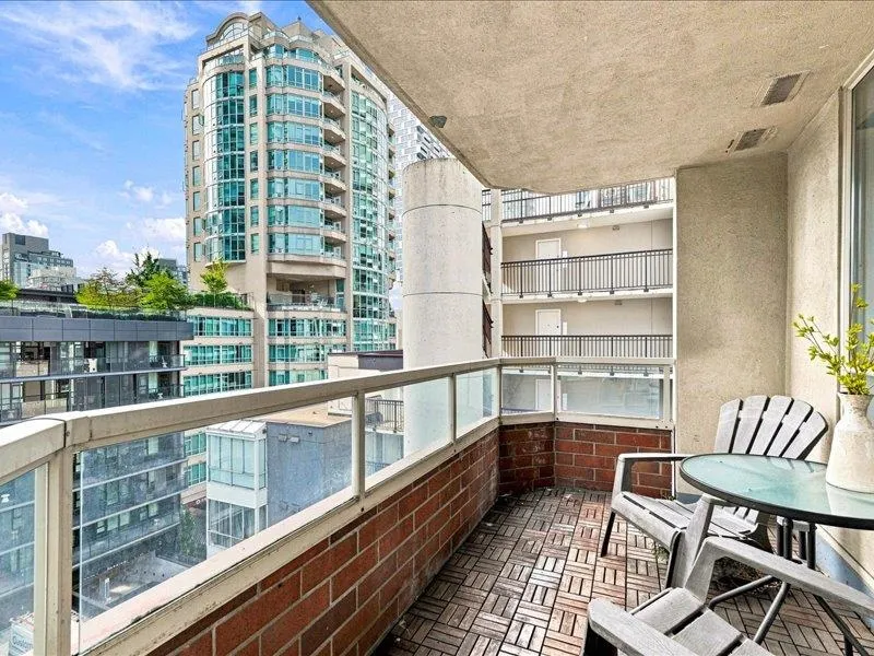 1330 Hornby Street #608