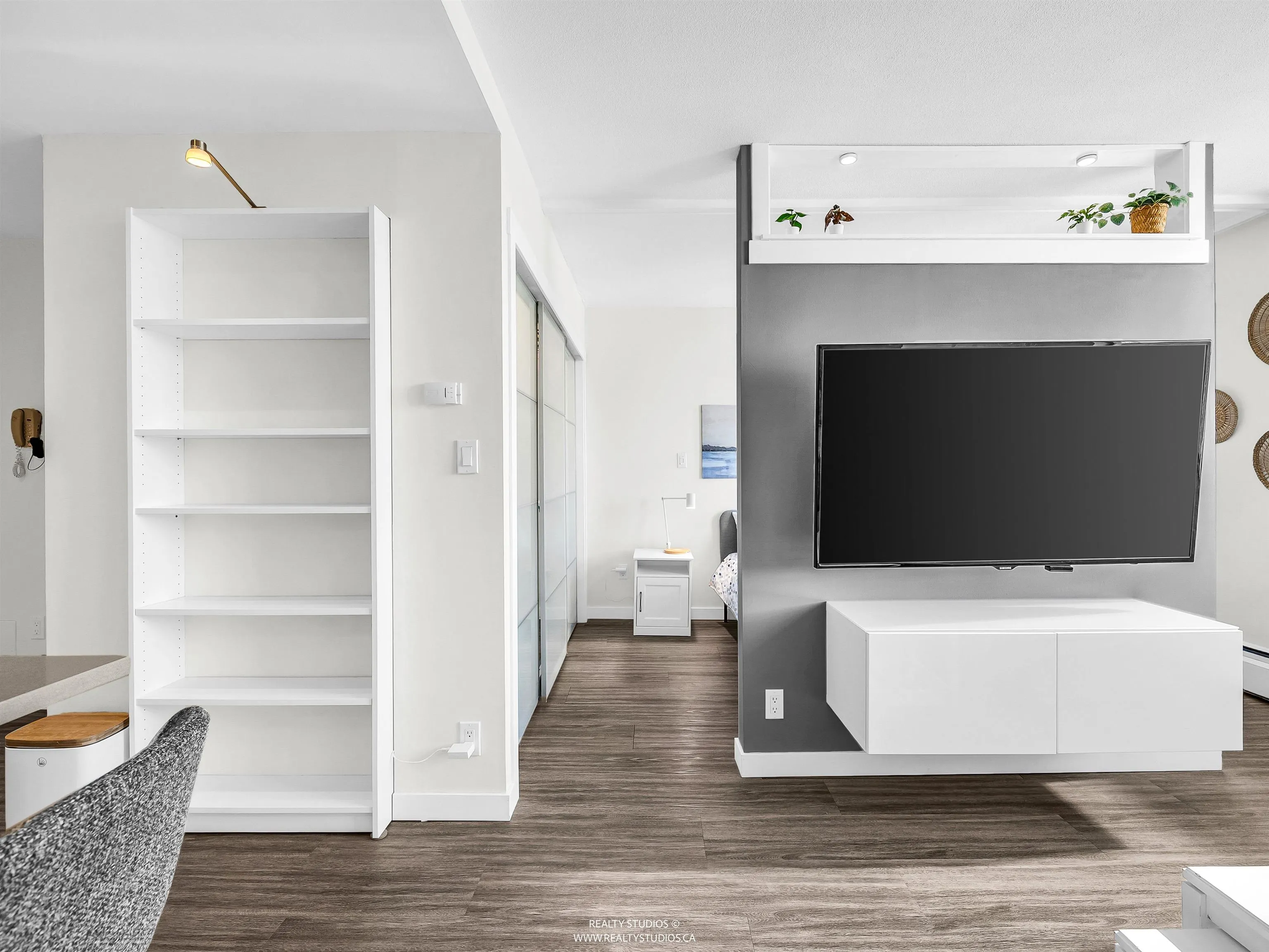 1250 Burnaby Street #501