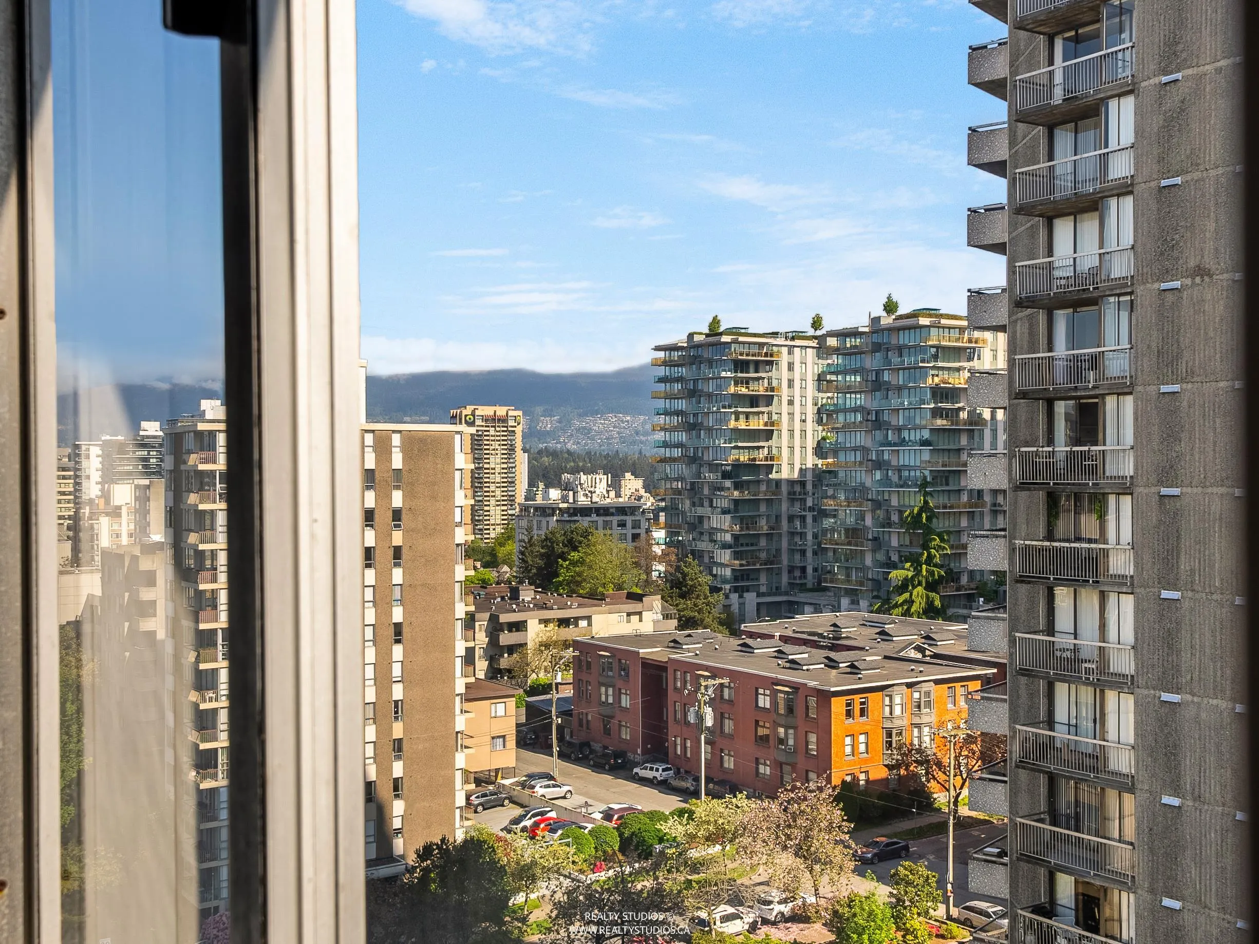 1250 Burnaby Street #1205