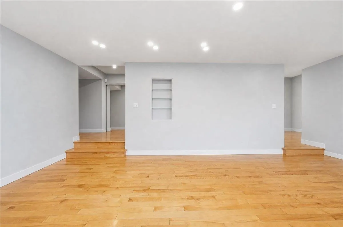 1005 W 7th Avenue #101