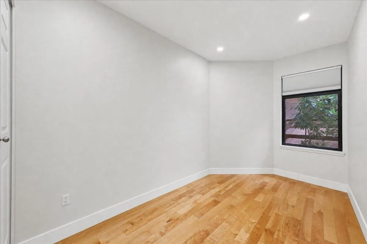1005 W 7th Avenue #101