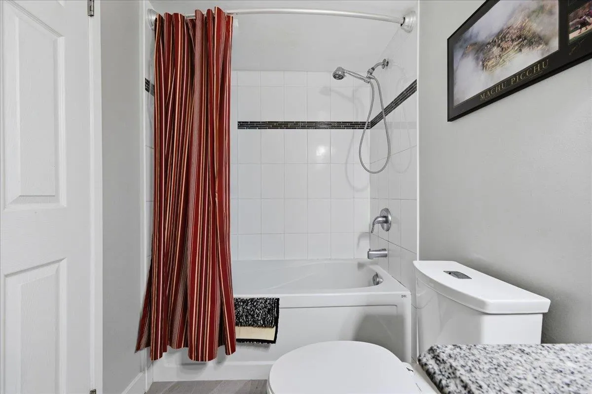 1005 W 7th Avenue #101