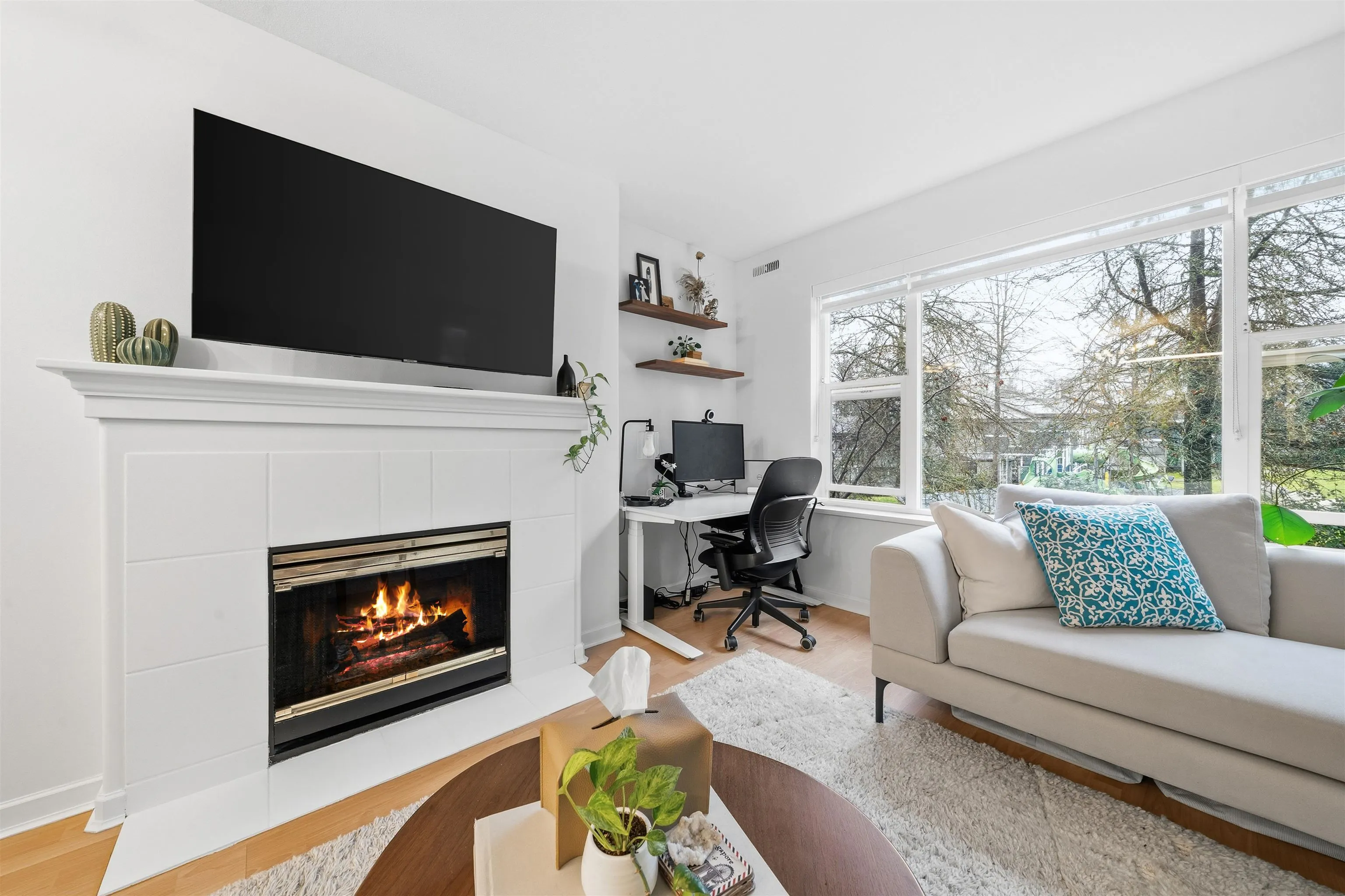 5281 Oakmount Crescent #210