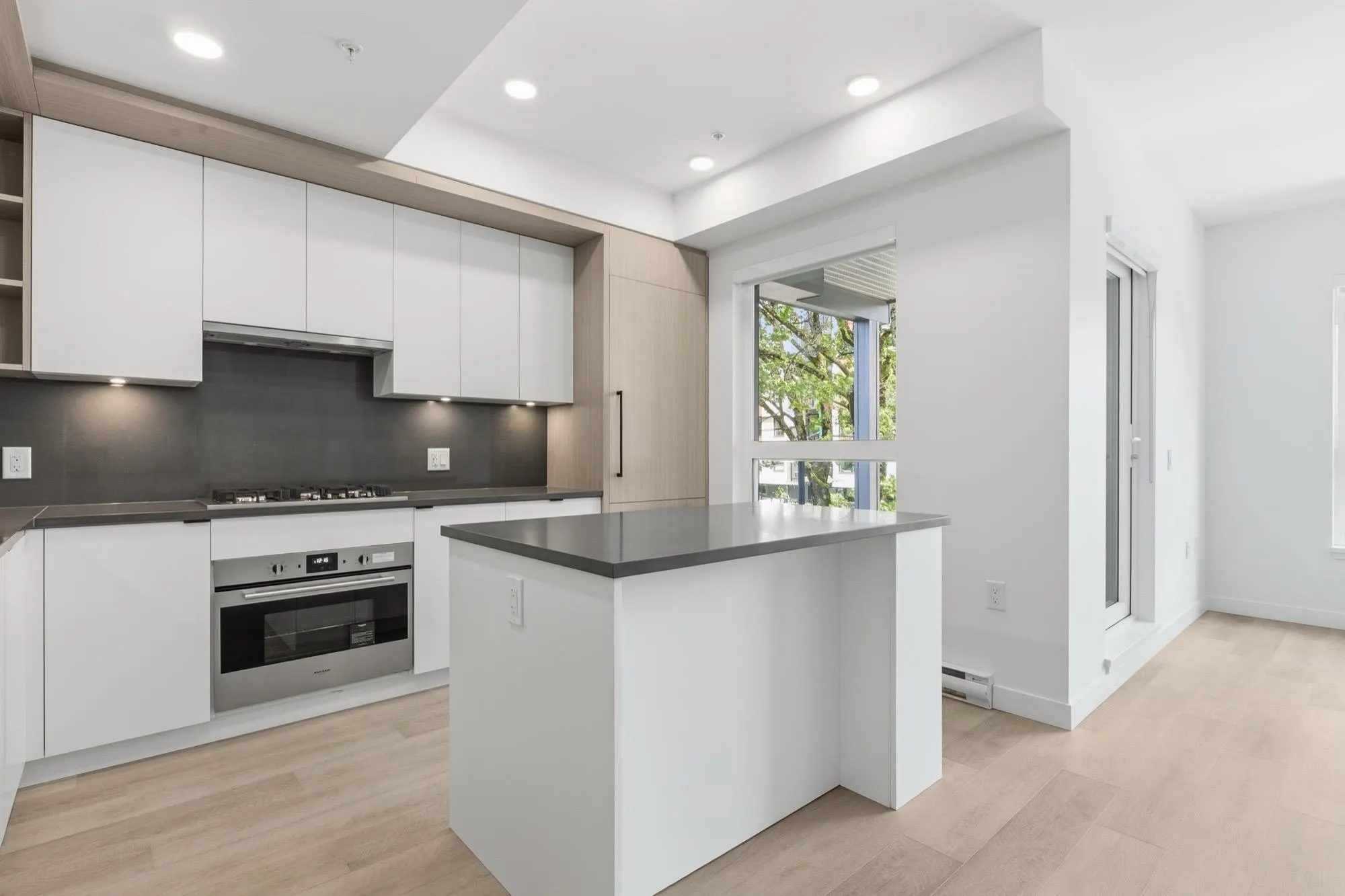2268 E Broadway #2003