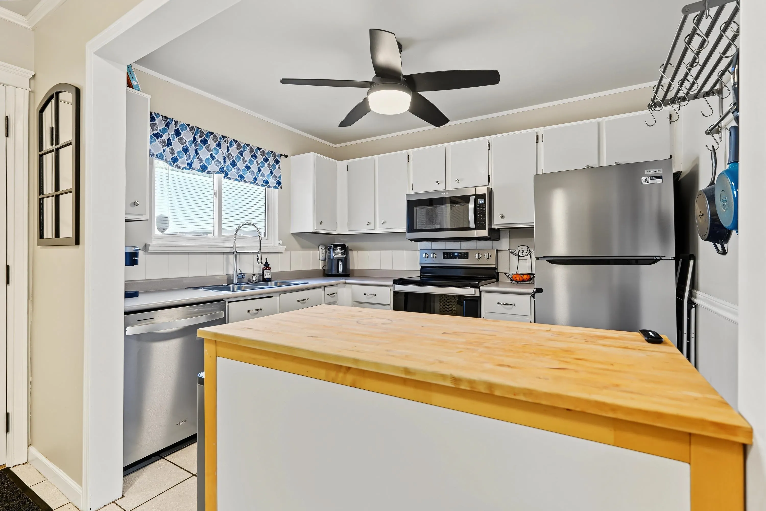 12143 Faber Crescent