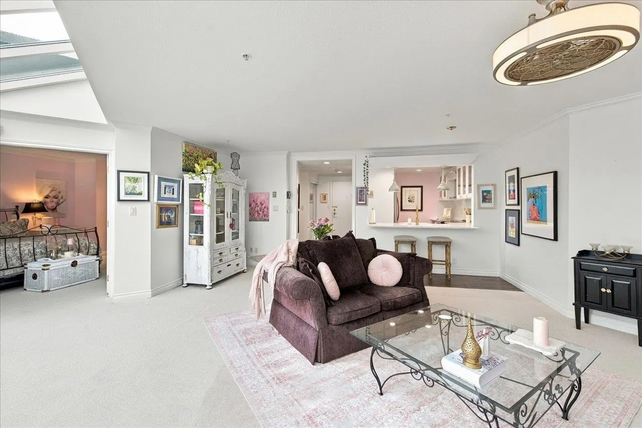 1502 Island Park Walk #405