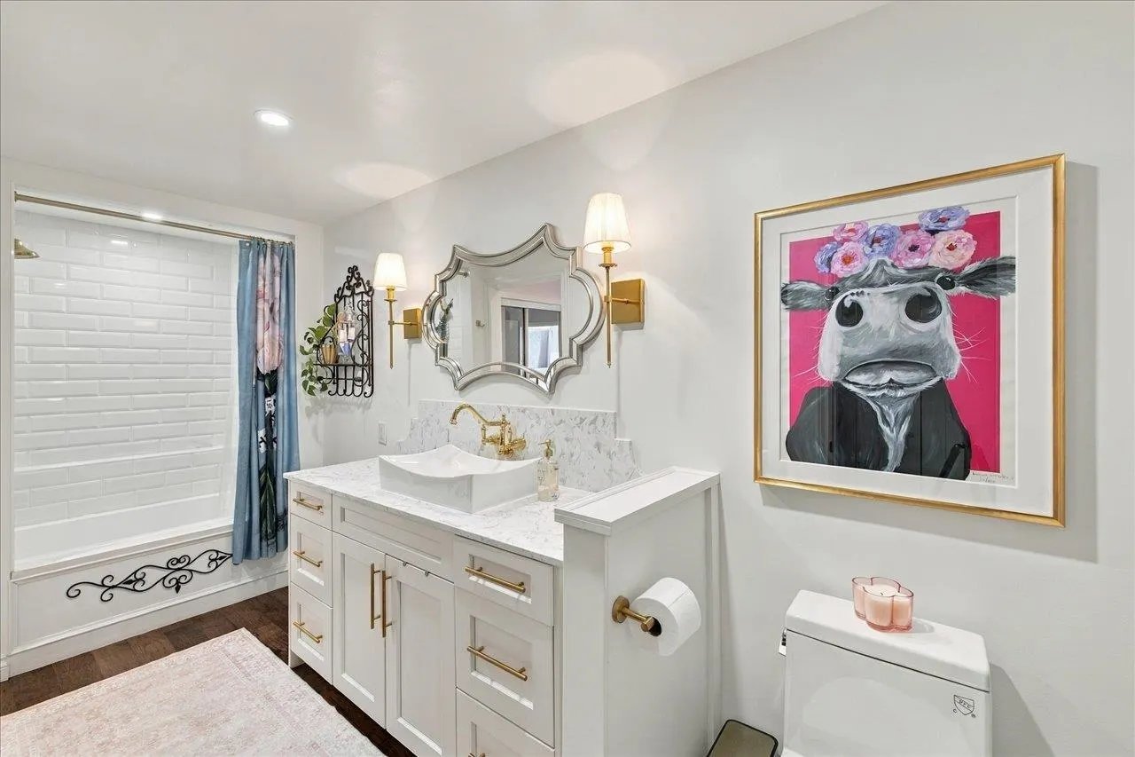 1502 Island Park Walk #405