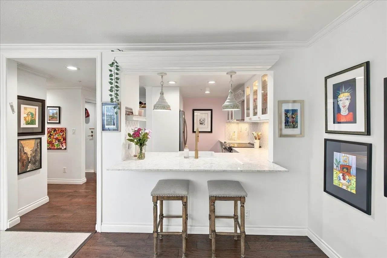 1502 Island Park Walk #405