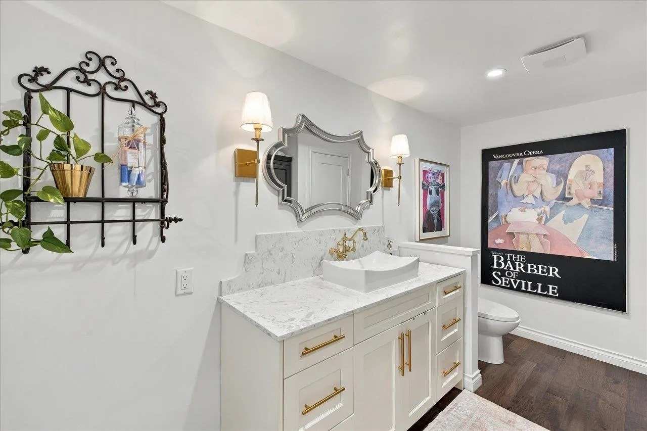 1502 Island Park Walk #405