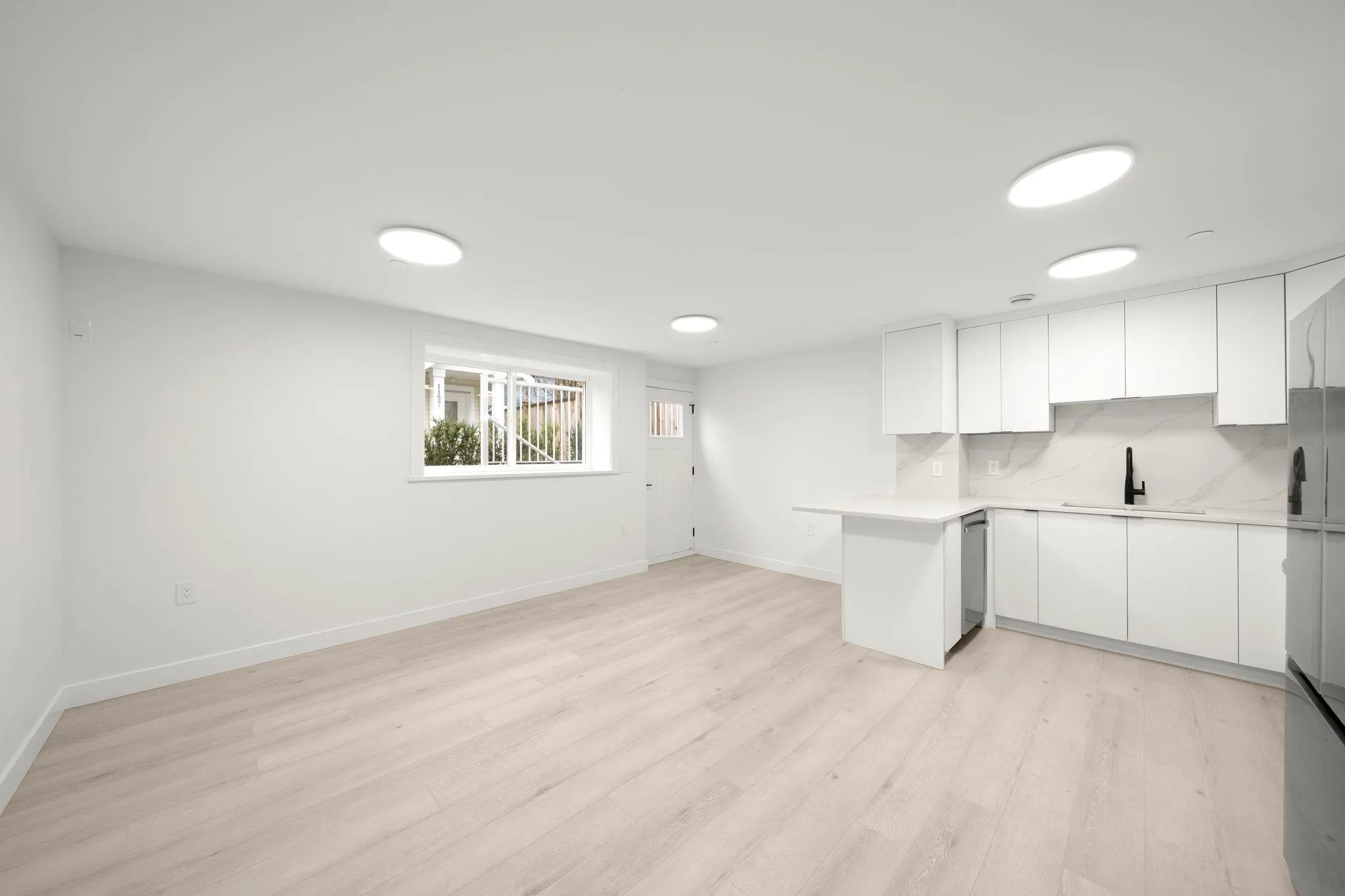1161 Keefer Street